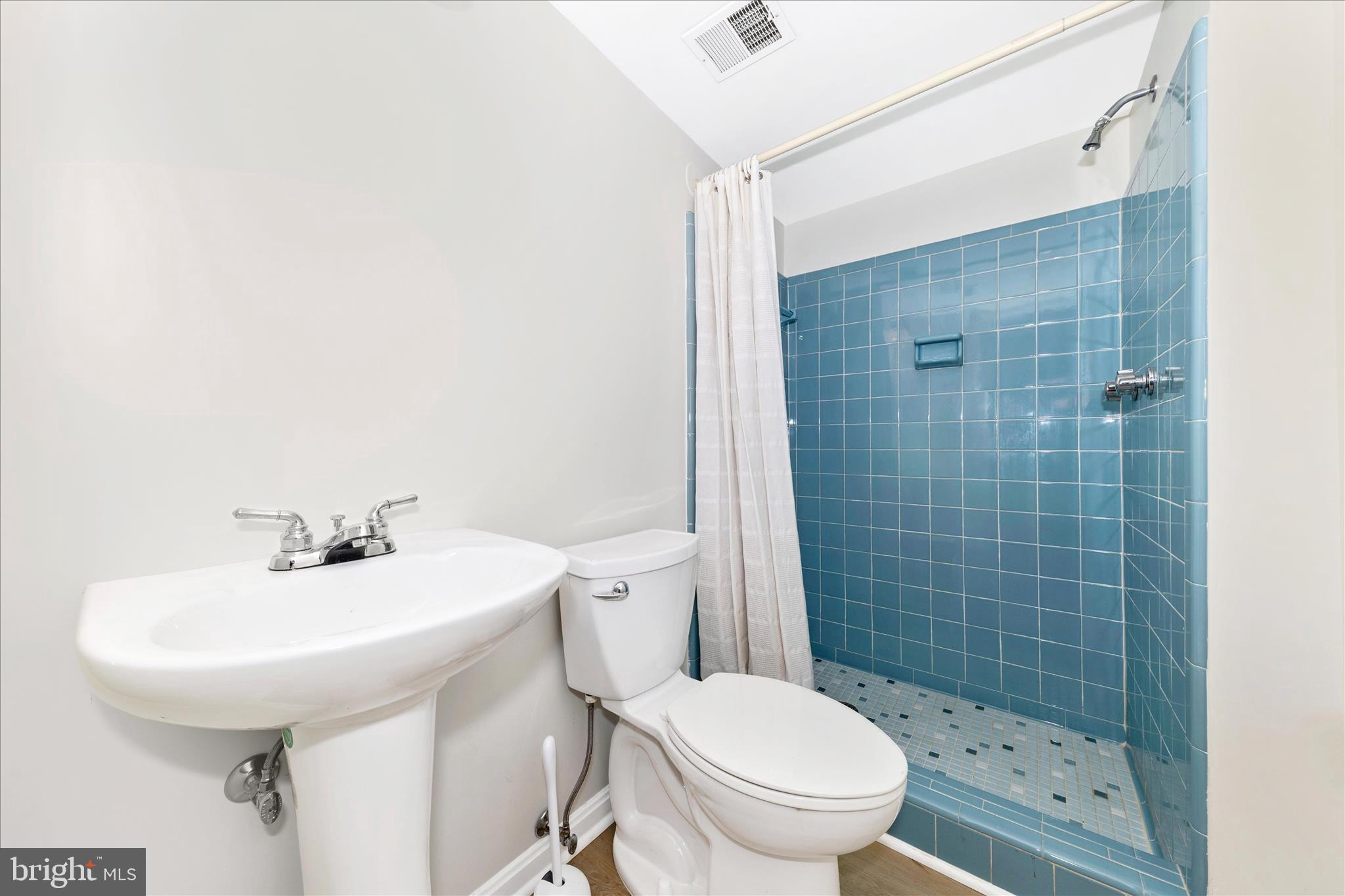 WEST RIDING - Residential