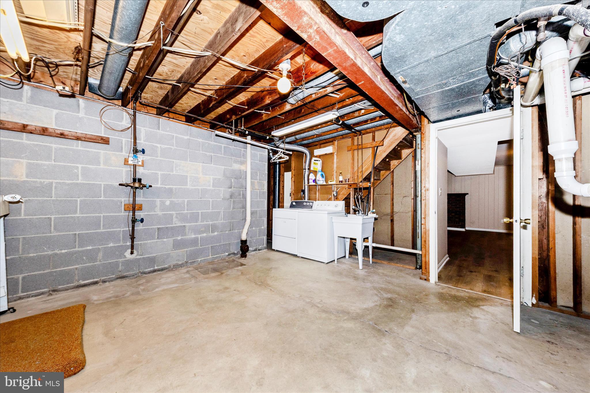 WEST RIDING - Residential