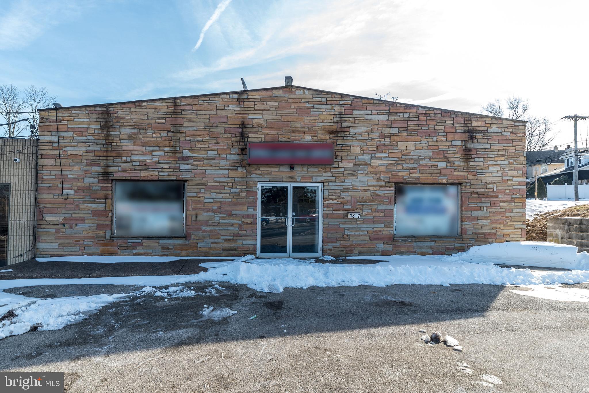 WILLOW GROVE - Commercial Sale