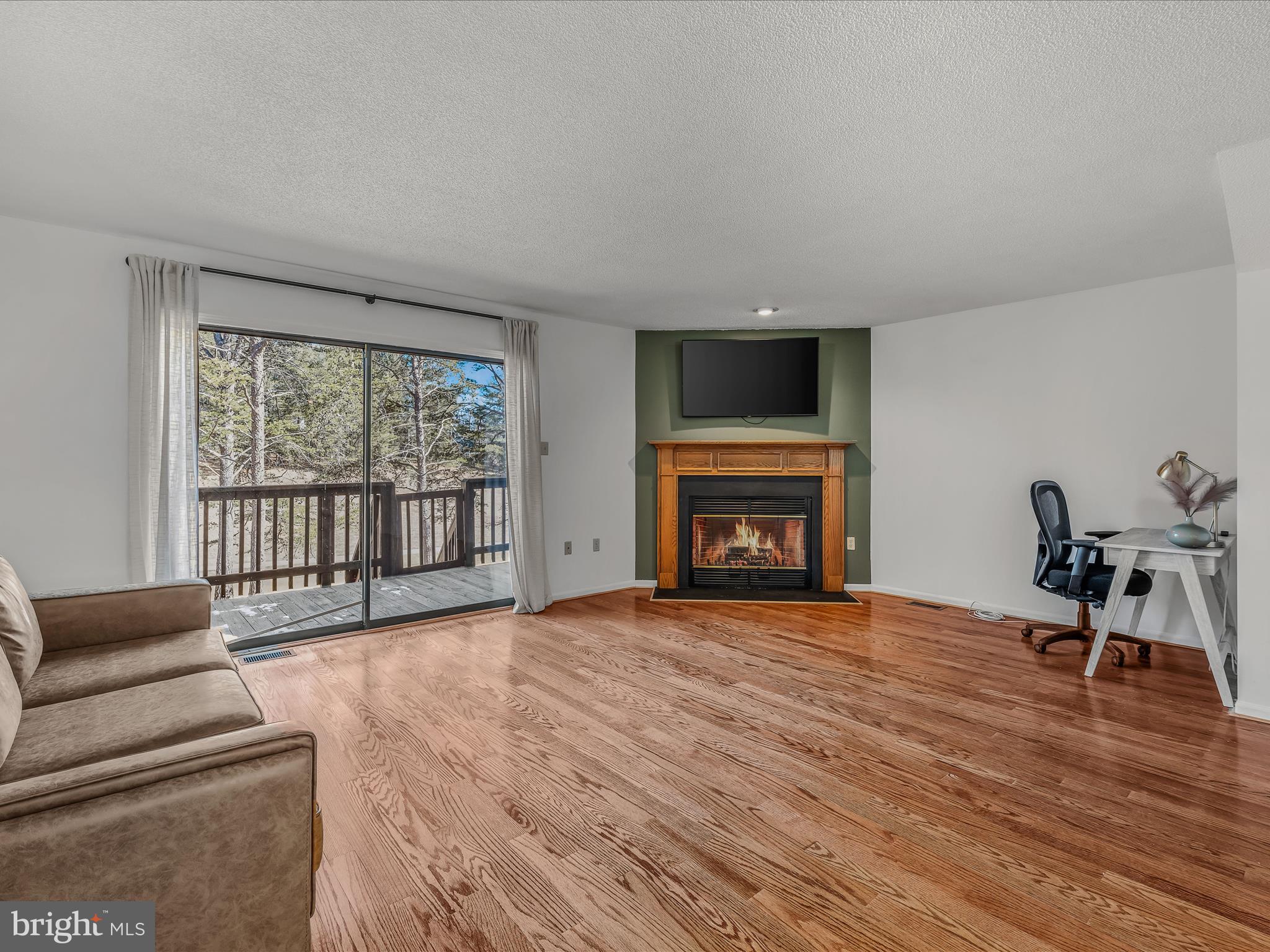 THE WOODS - Residential