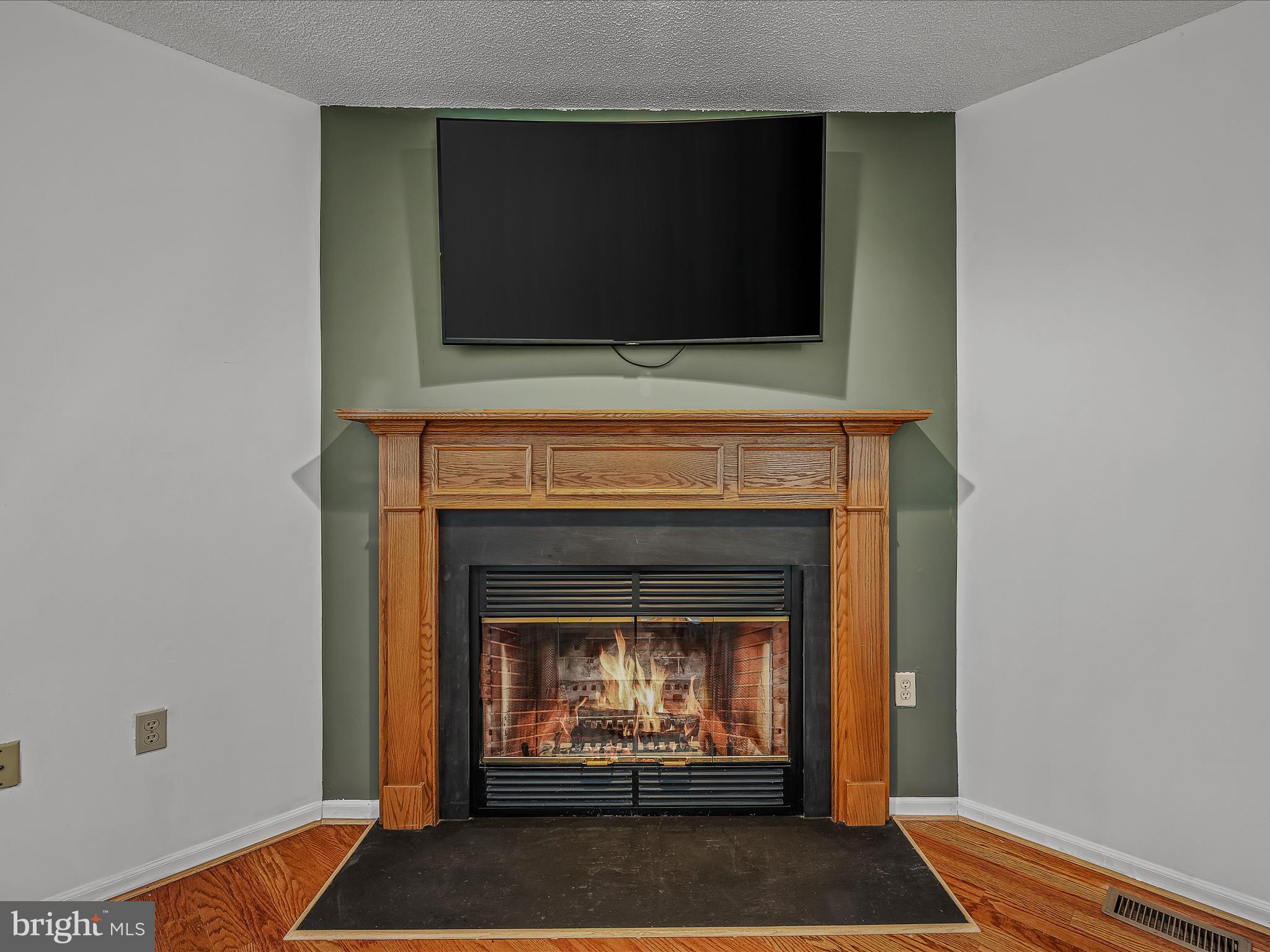 THE WOODS - Residential