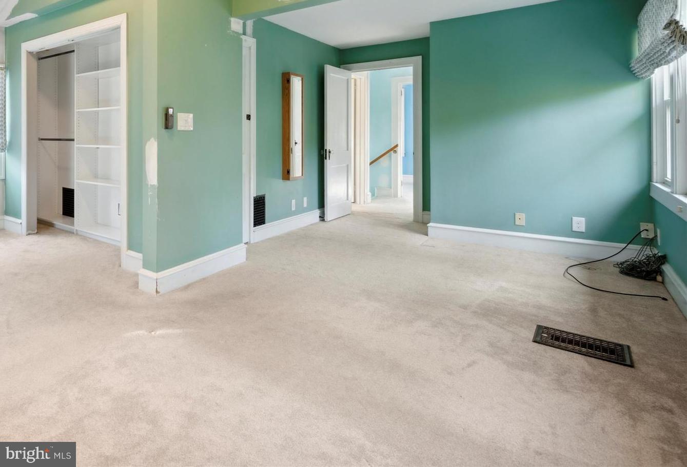 FLOURTOWN - Residential