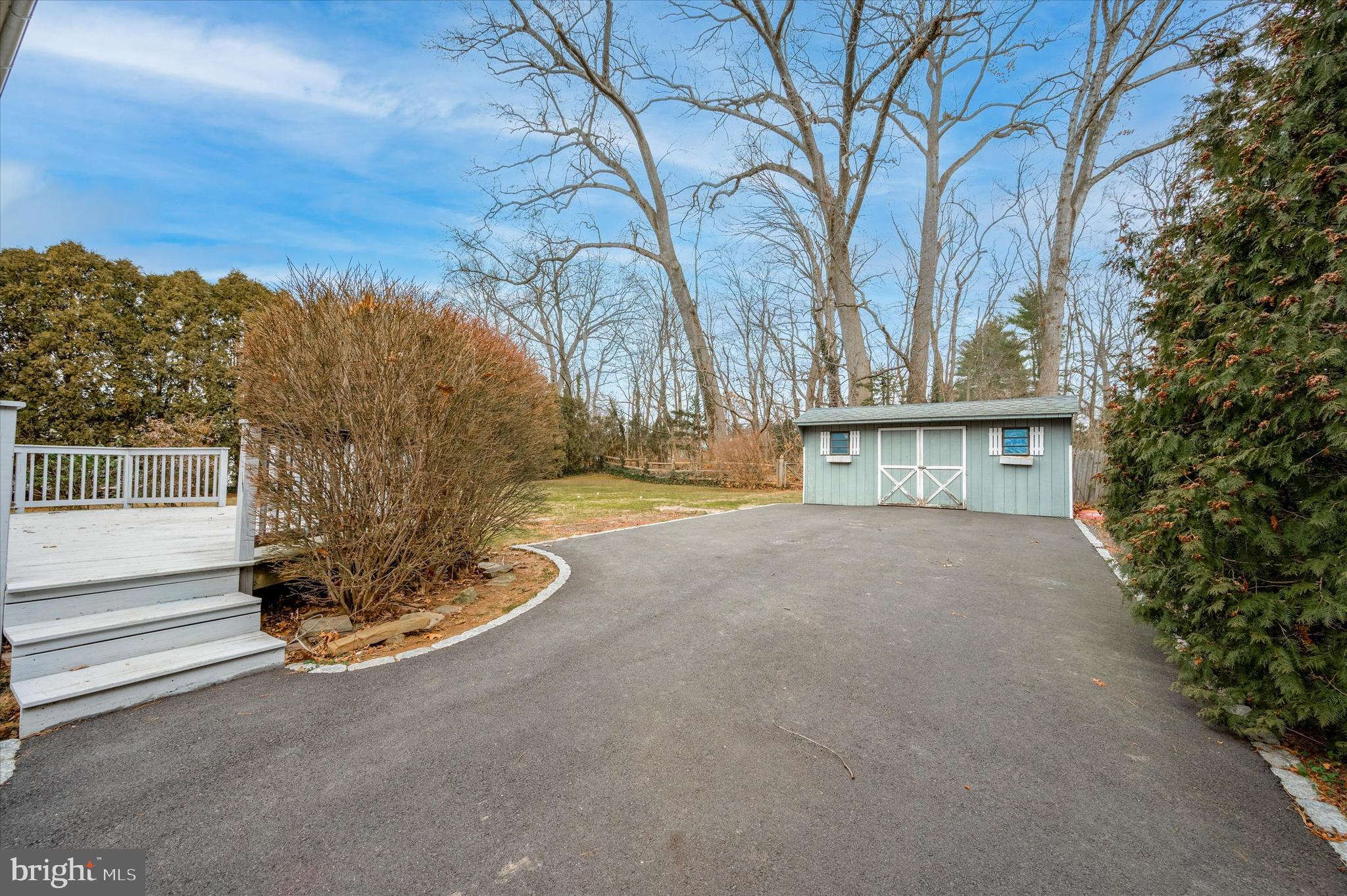 FLOURTOWN - Residential