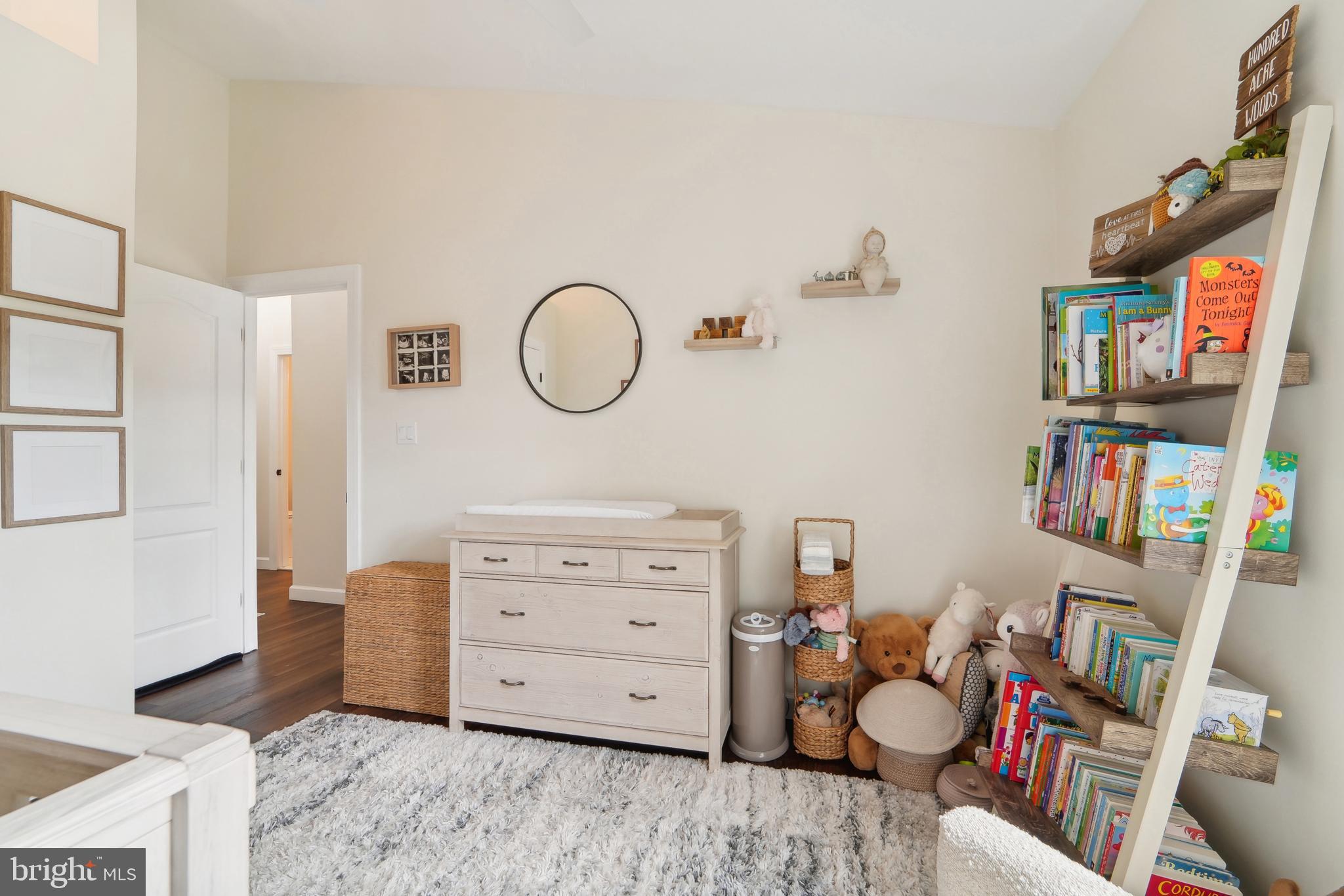 PINE VALLEY - Residential