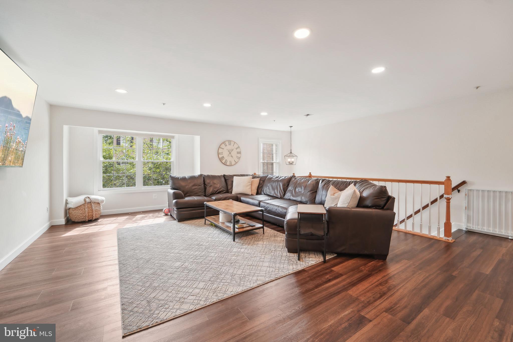 PINE VALLEY - Residential