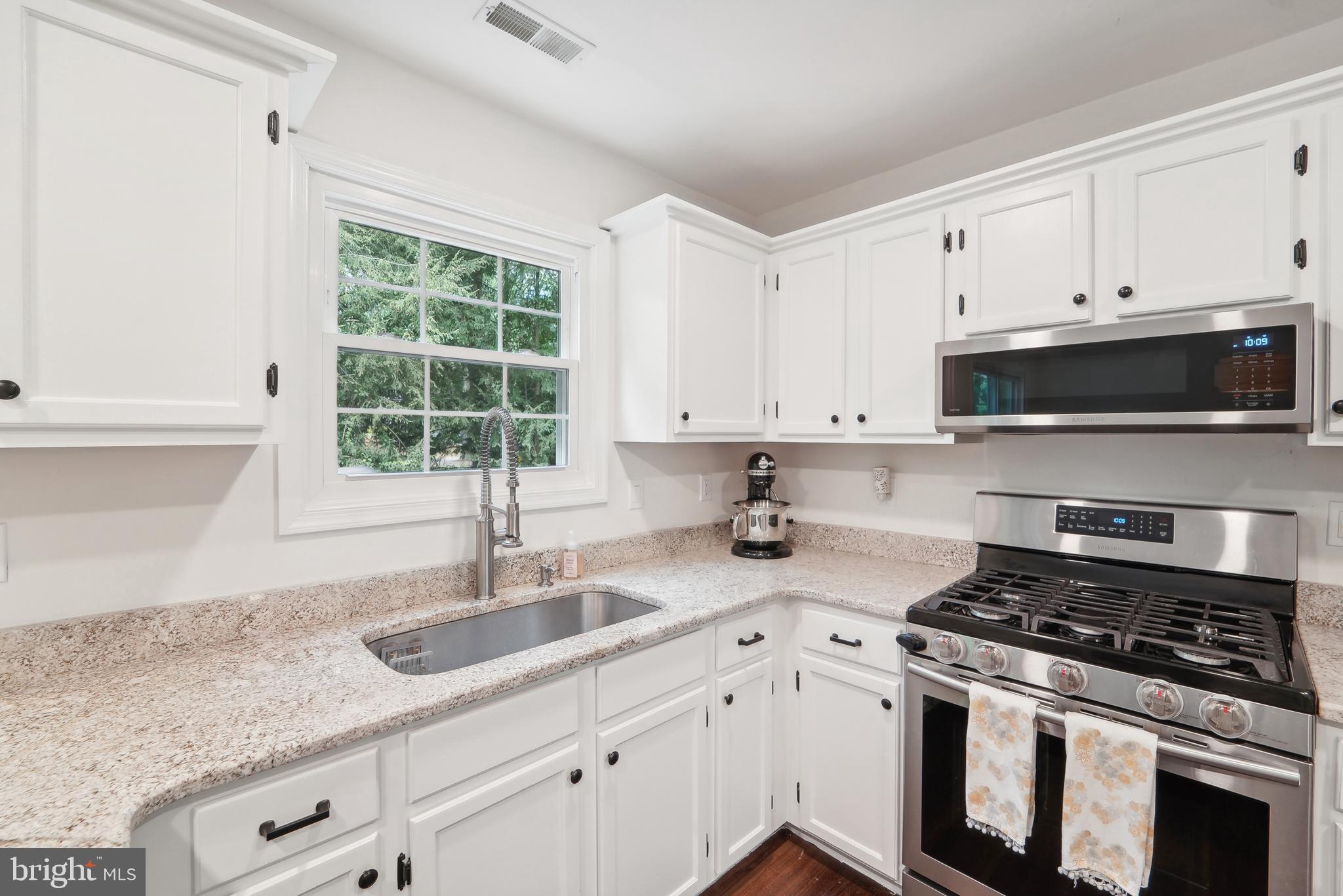 PINE VALLEY - Residential