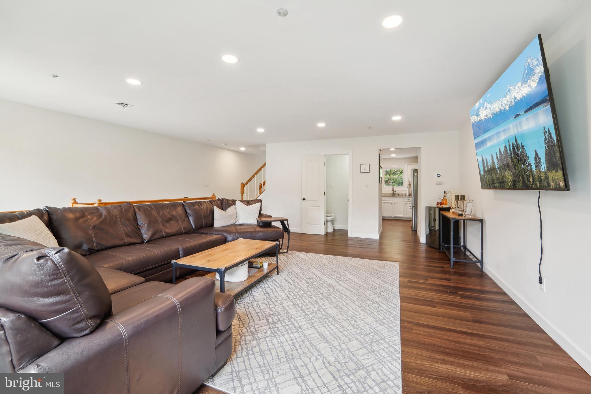 PINE VALLEY - Residential