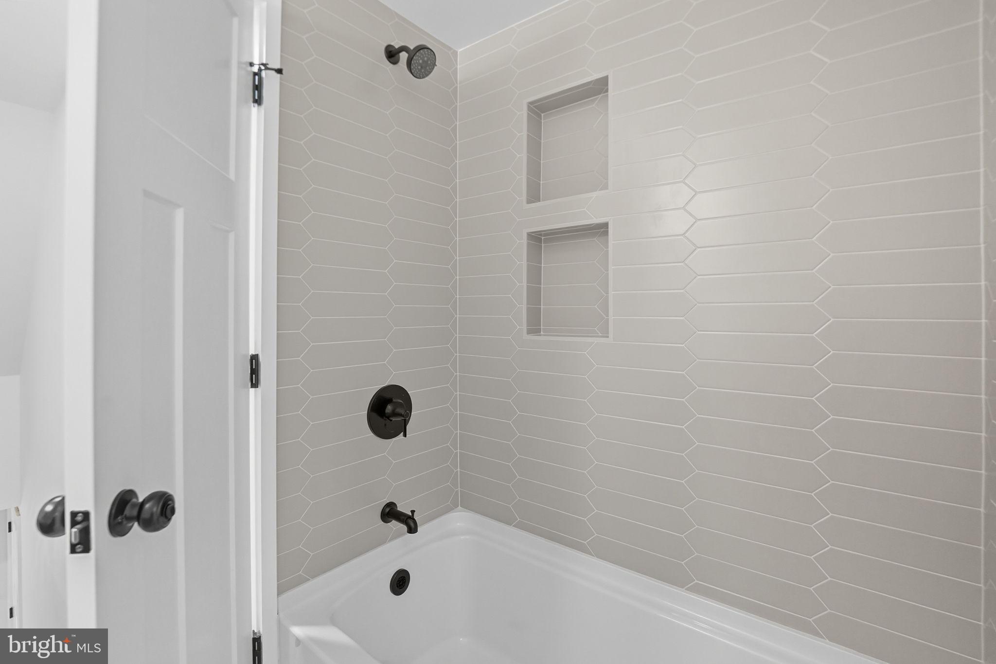 SEMINARY VALLEY - Residential