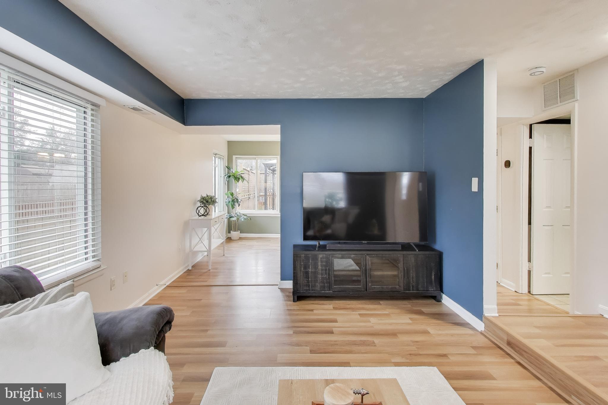 POINTER RIDGE - Residential