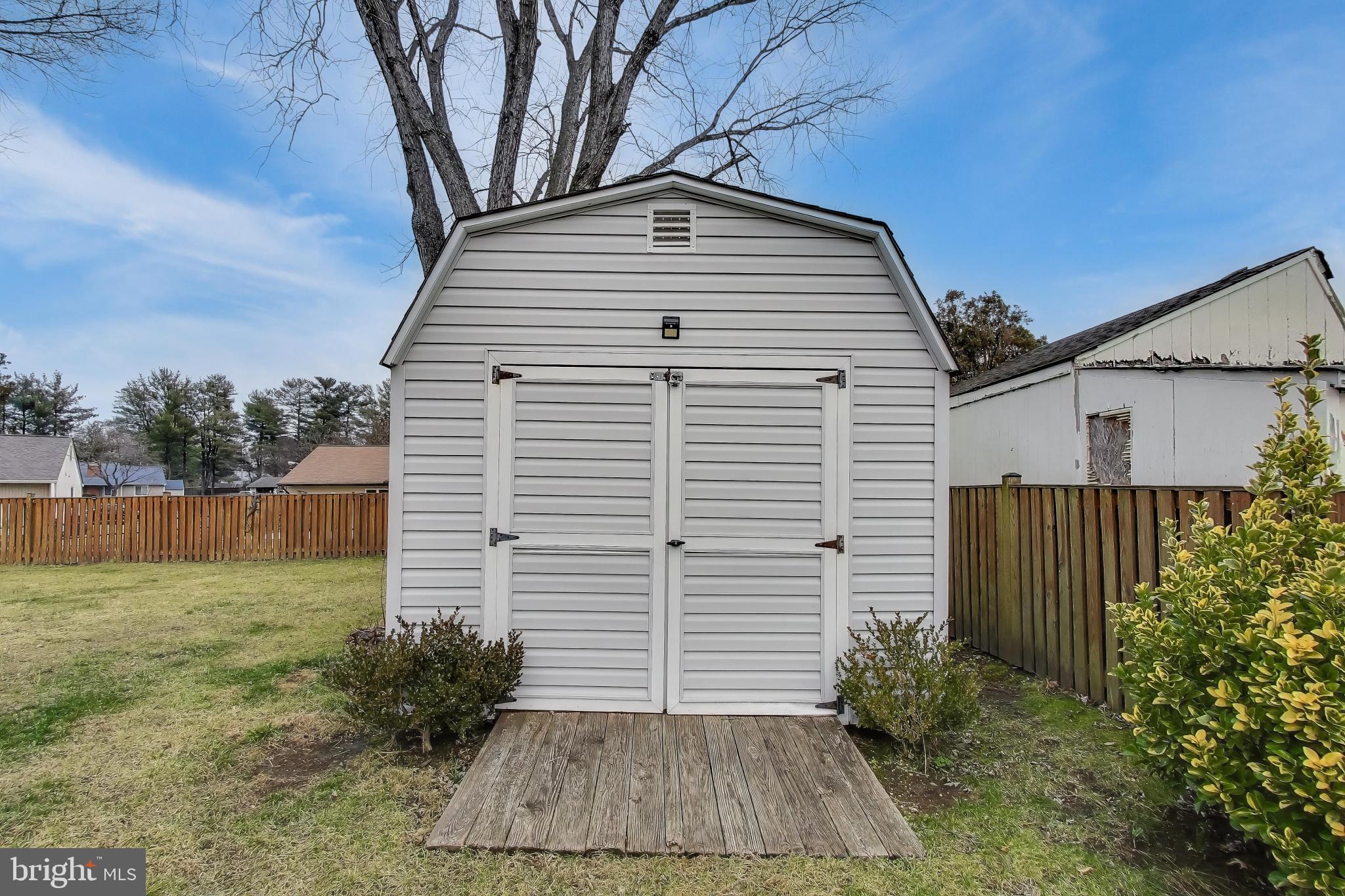 POINTER RIDGE - Residential