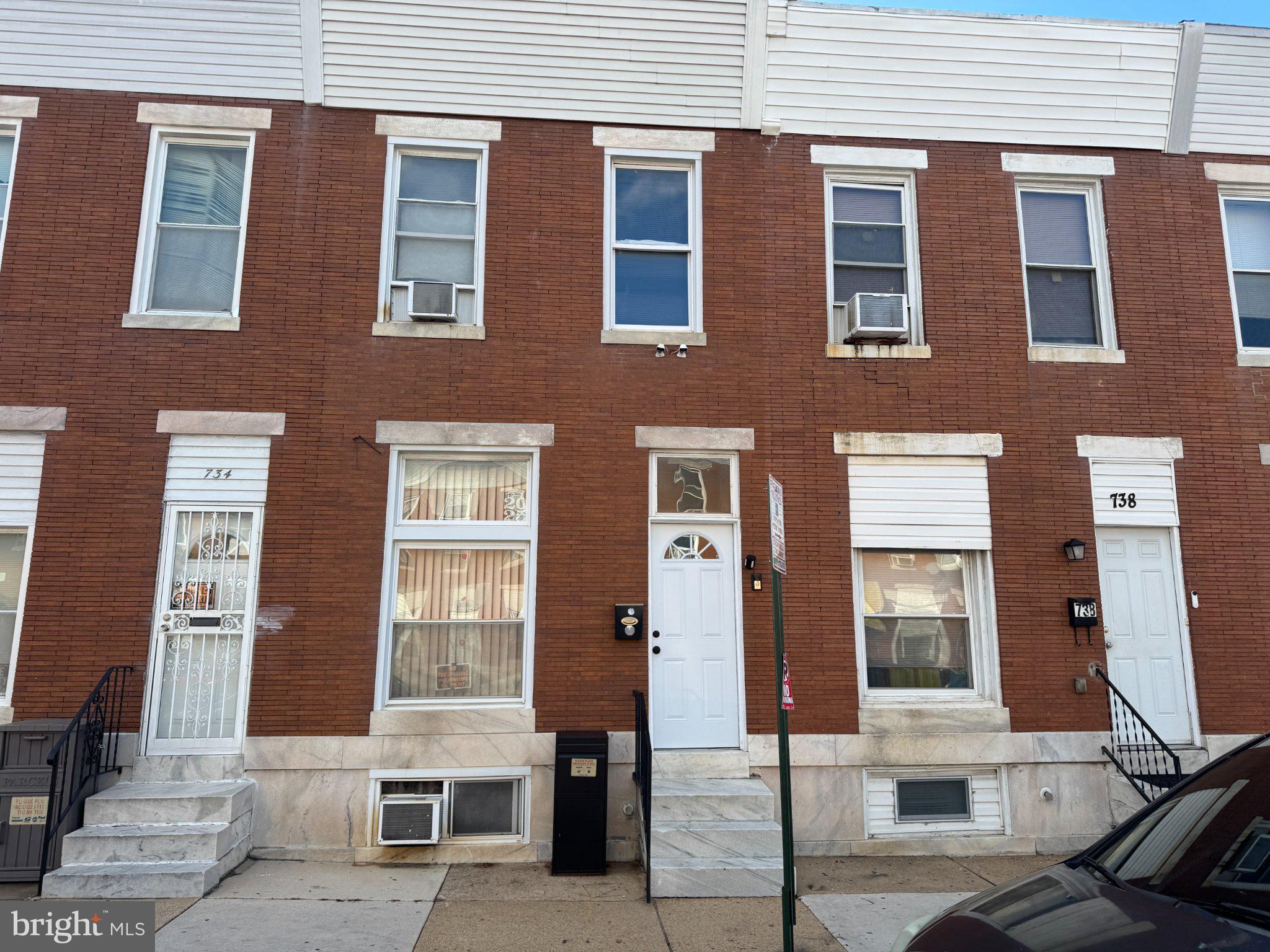 736 N LINWOOD AVENUE