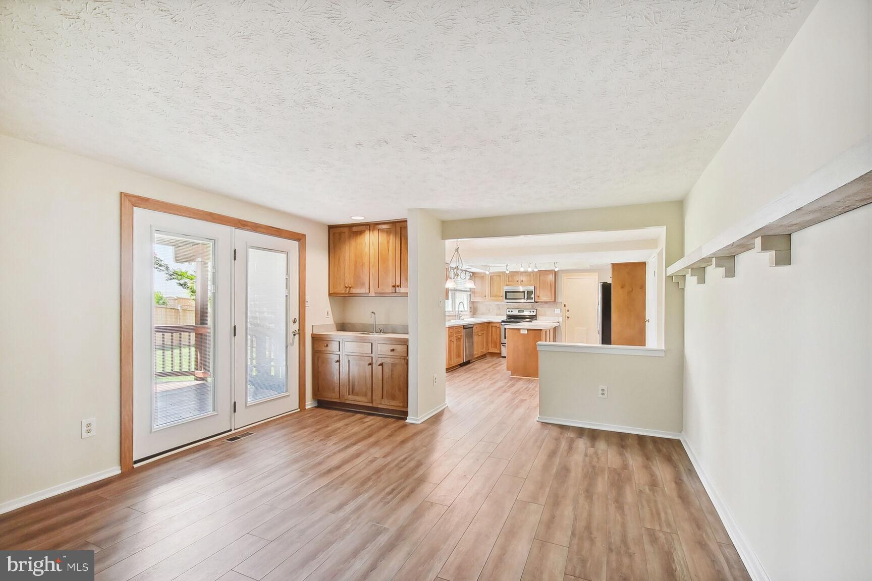 1402 KINGSTREAM DRIVE