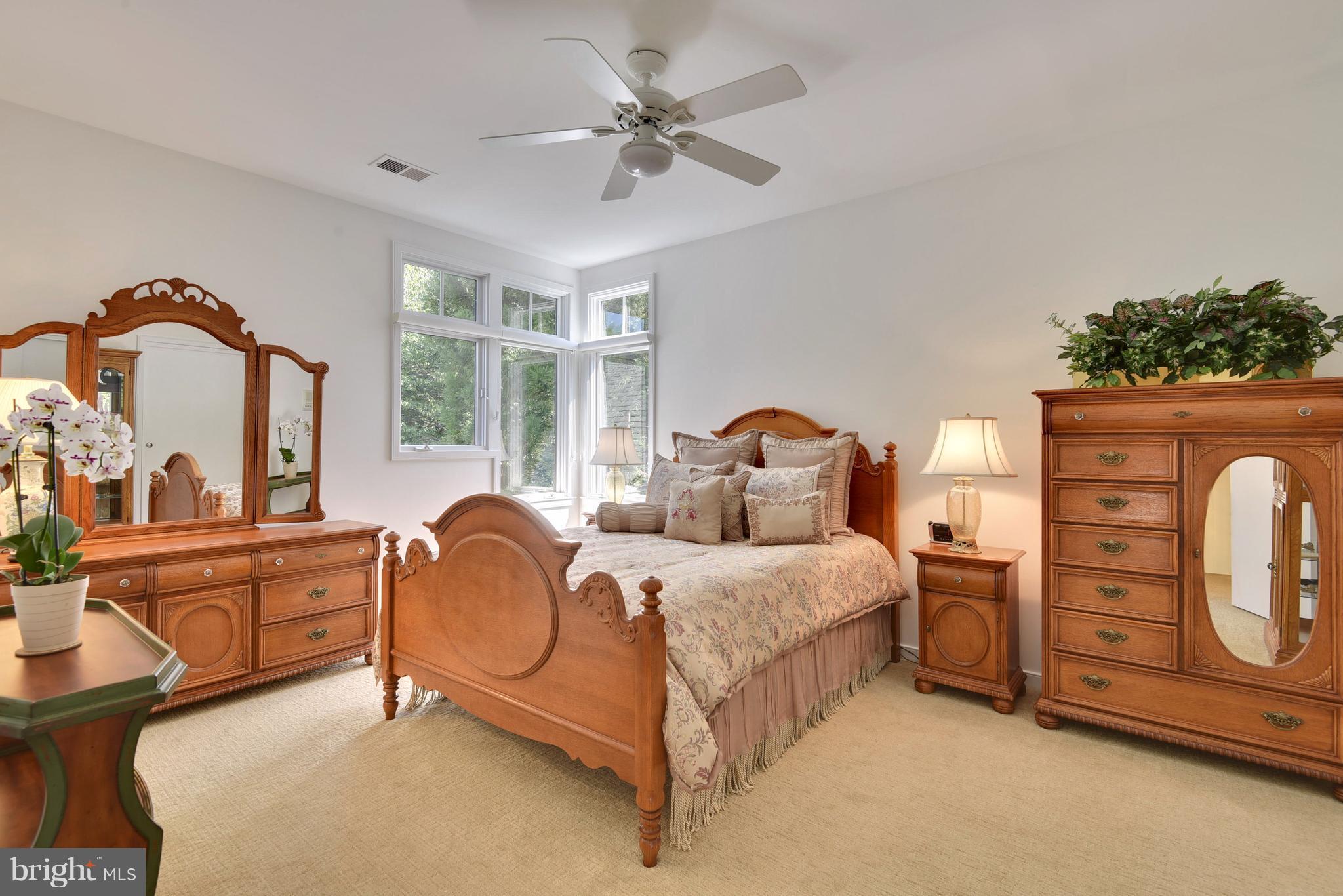 RESTON - Residential