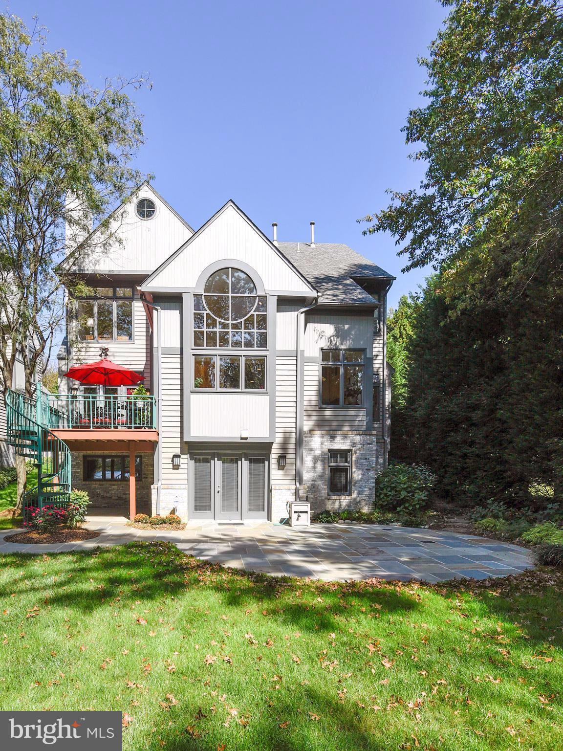 RESTON - Residential