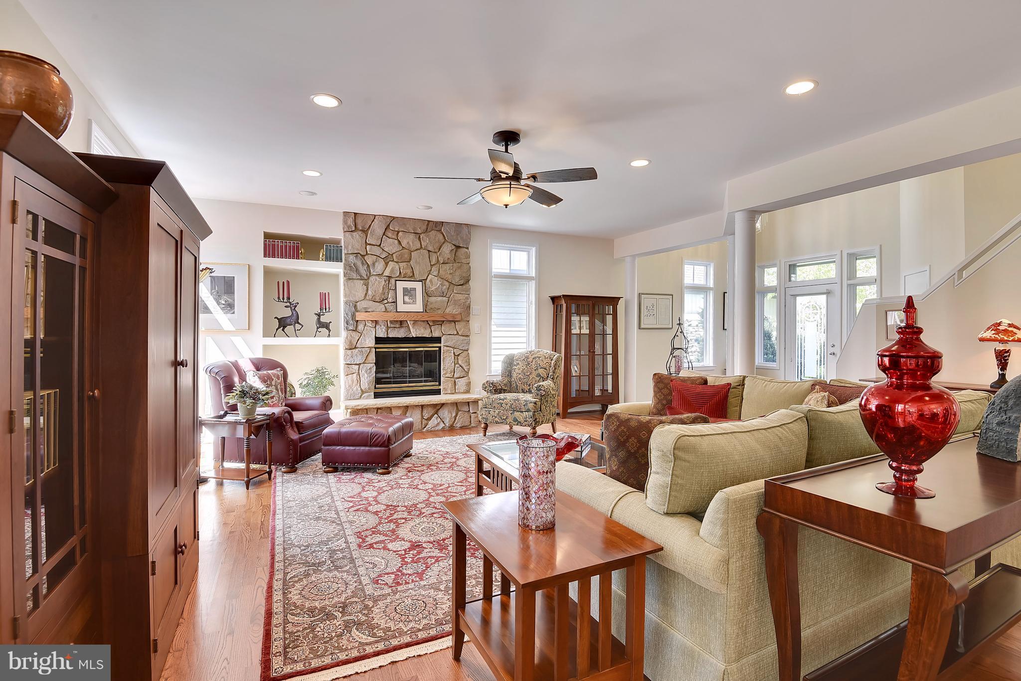 RESTON - Residential