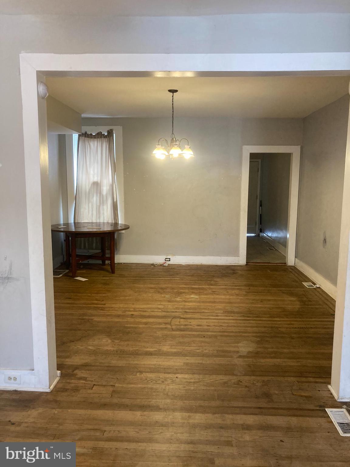 MAYFIELD - Residential