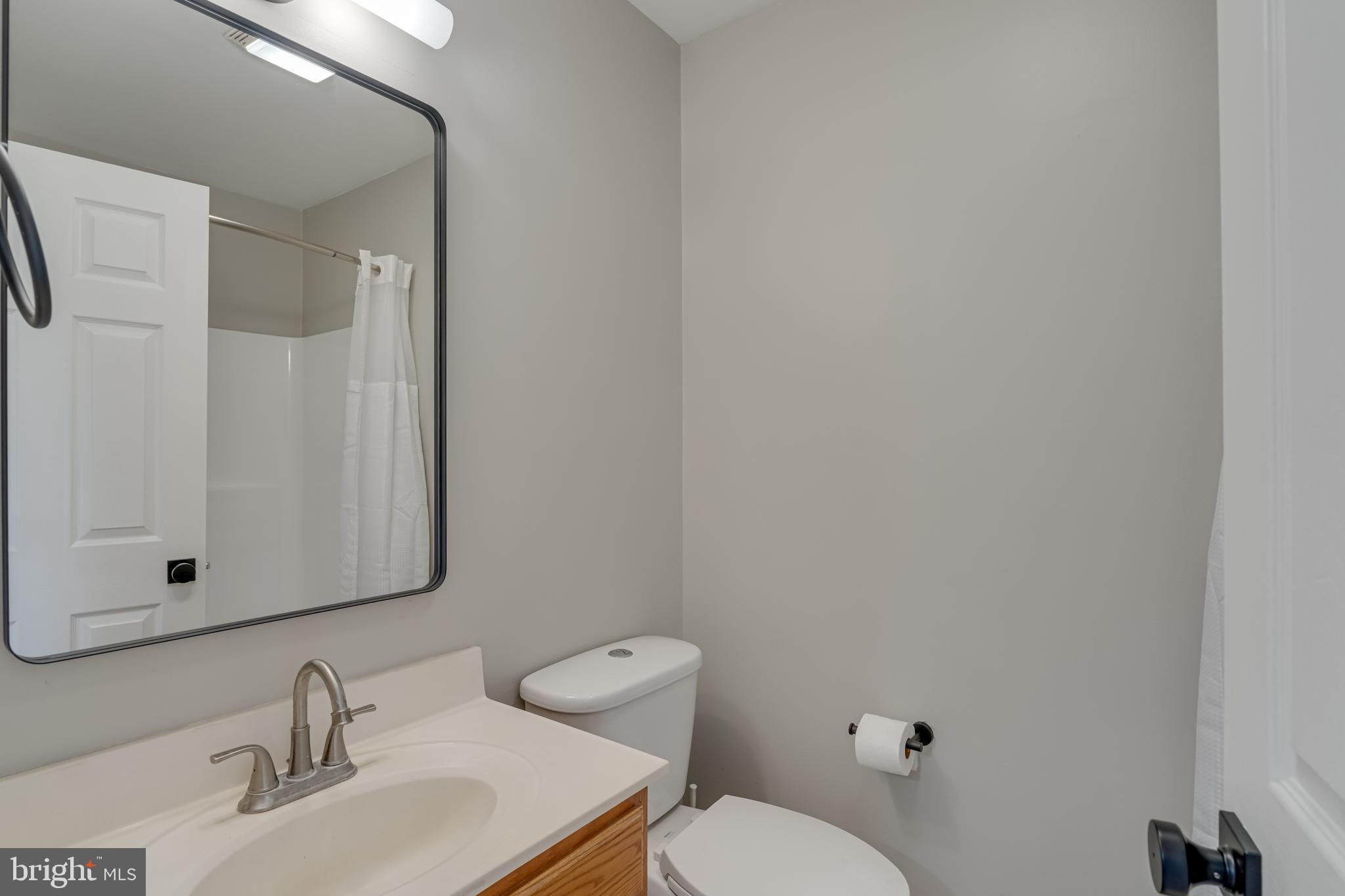 GEORGETOWN SQUARE - Residential