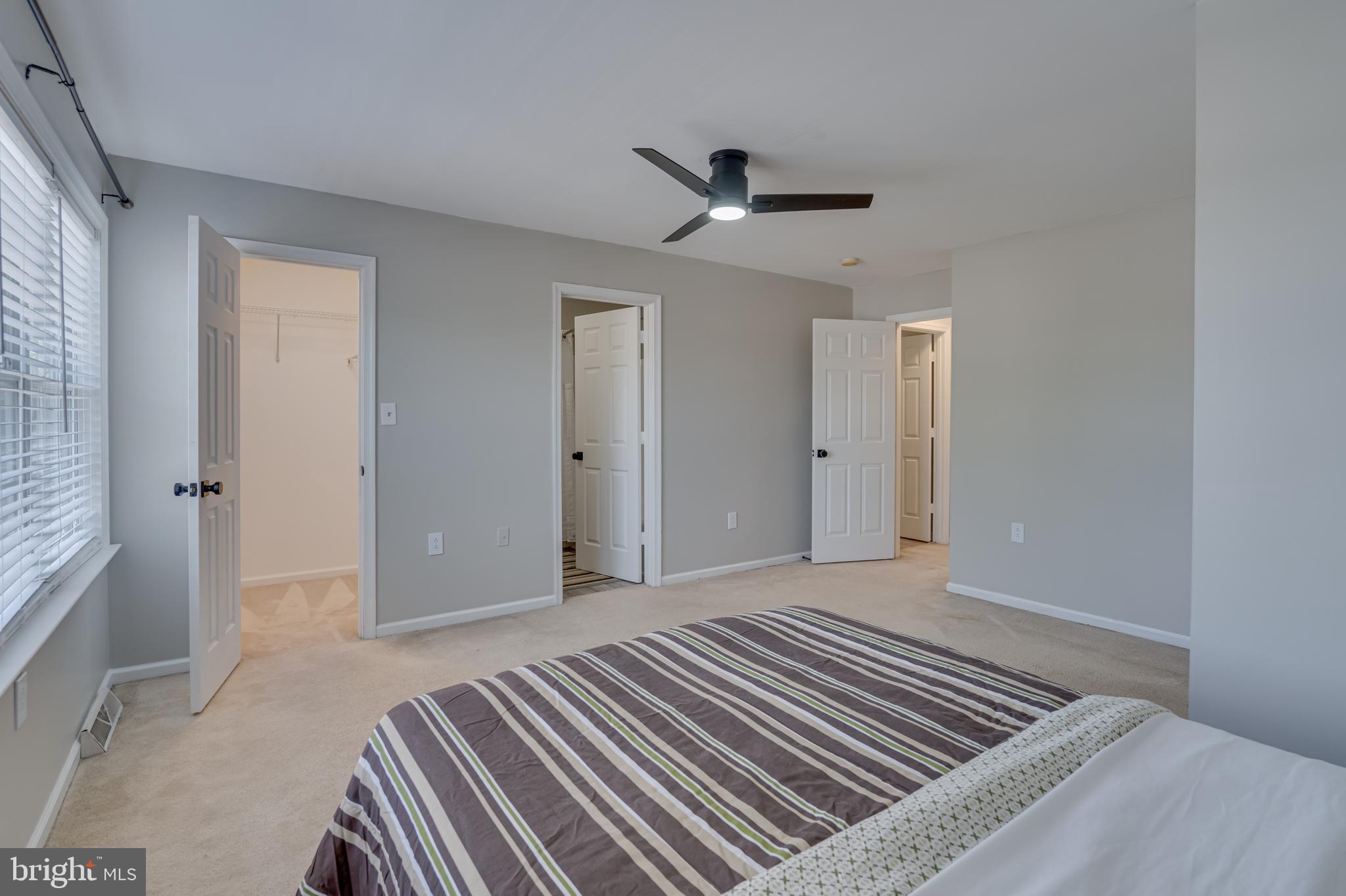 GEORGETOWN SQUARE - Residential