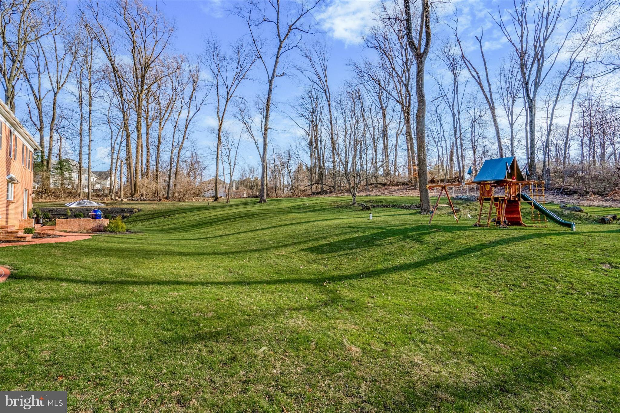 OKEHOCKING HILLS - Residential