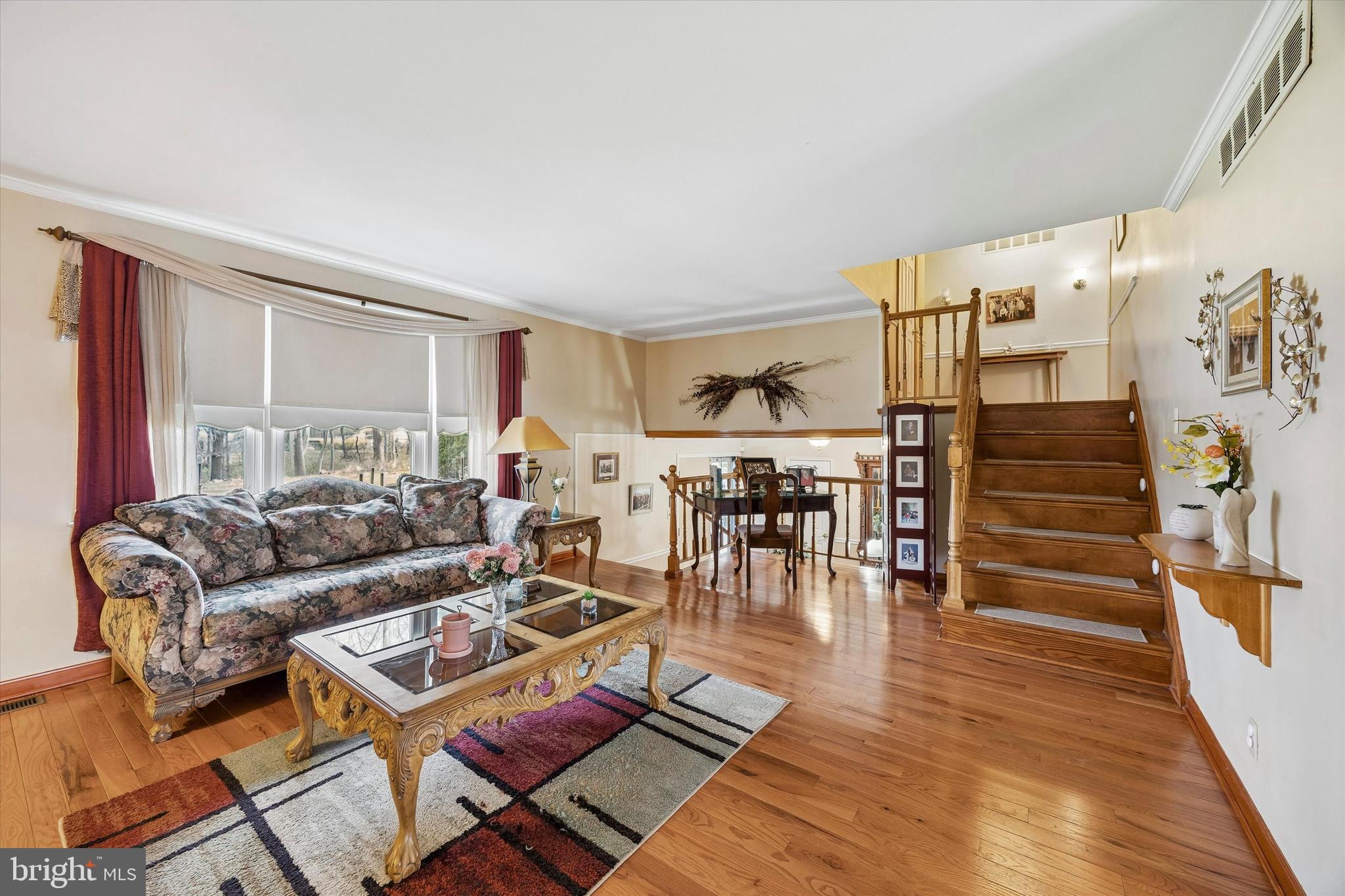400 WOODHAVEN ROAD 00