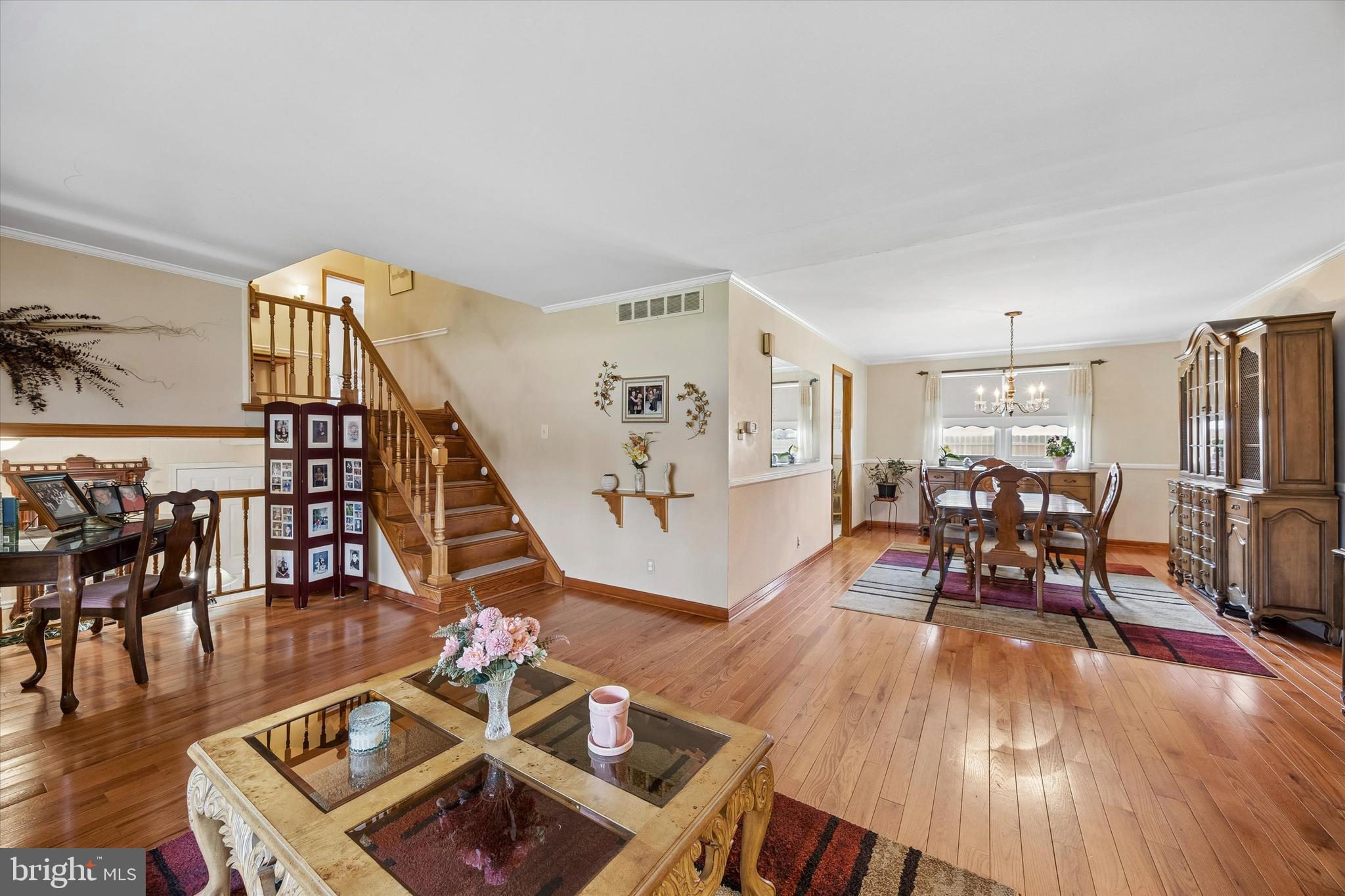 400 WOODHAVEN ROAD 00