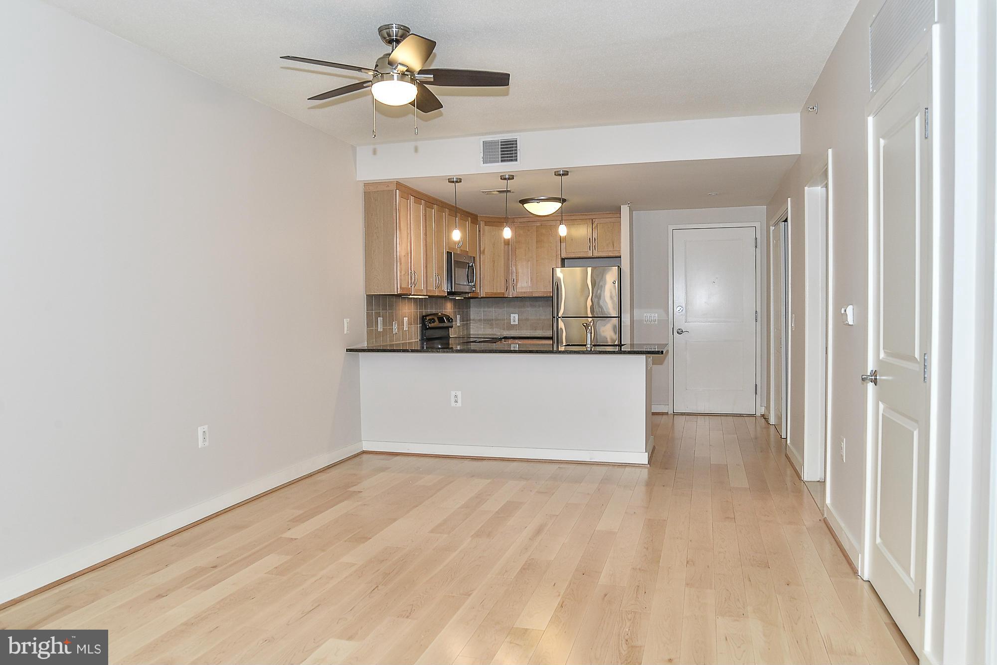 LIBERTY CENTER - Residential Lease