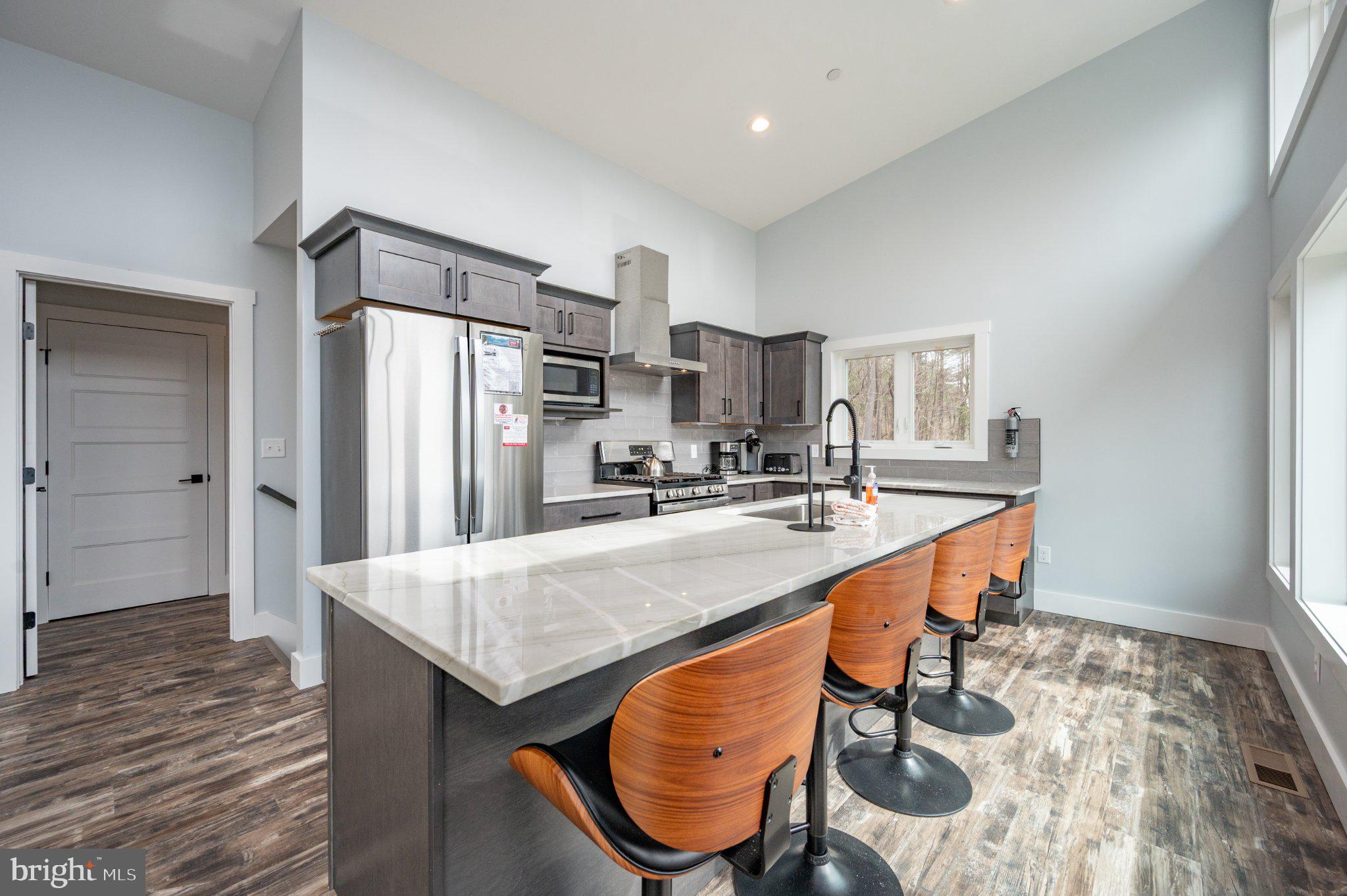 78 GLEN COVE CIRCLE