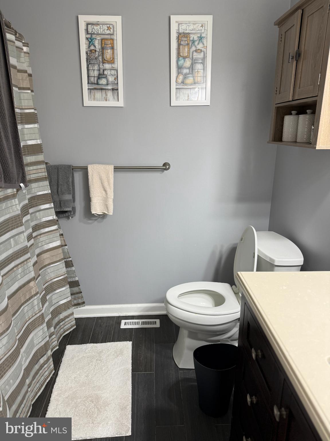 HILL CREST - Residential