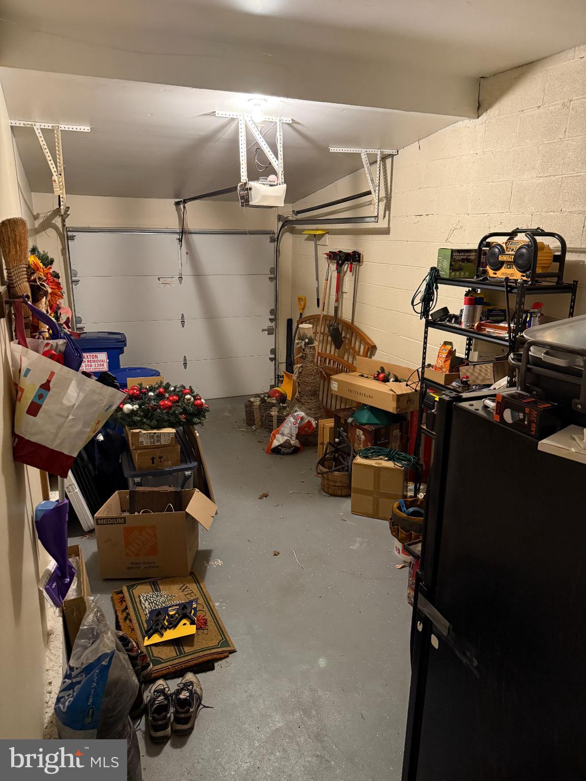 HILL CREST - Residential