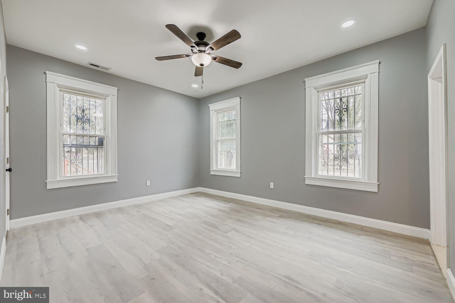 WEST ARLINGTON - Residential