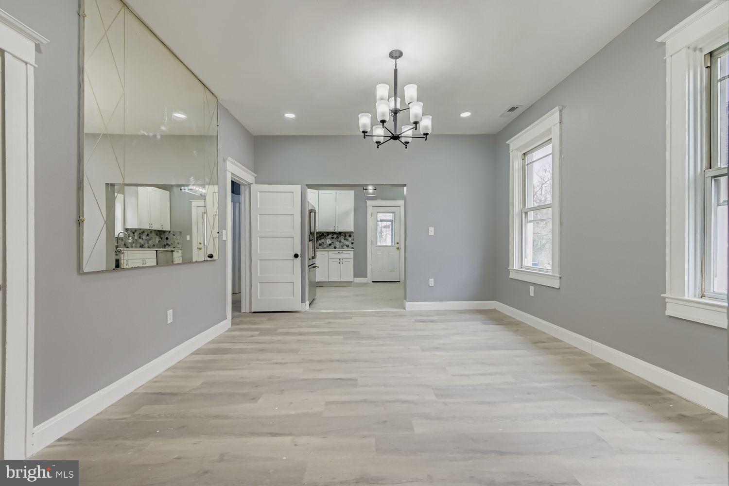 WEST ARLINGTON - Residential