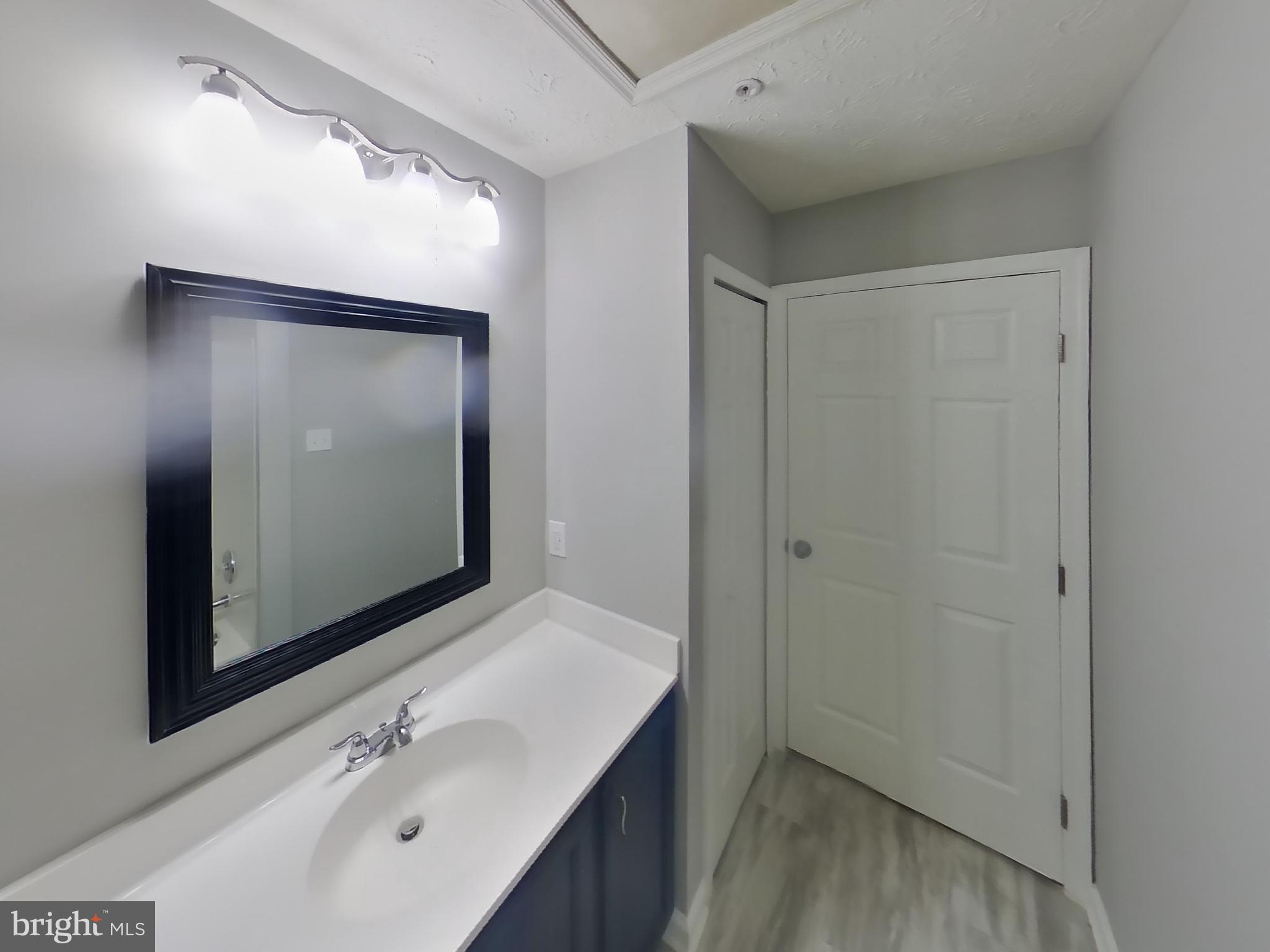 OWINGS MILLS NEW TOWN - Residential Lease