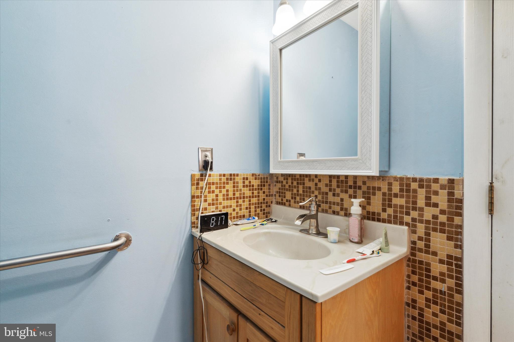 INDIAN CREEK - Residential