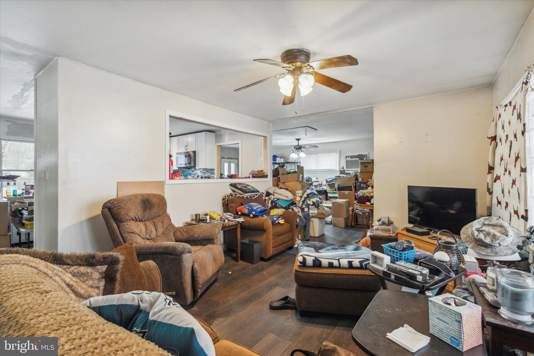 INDIAN CREEK - Residential