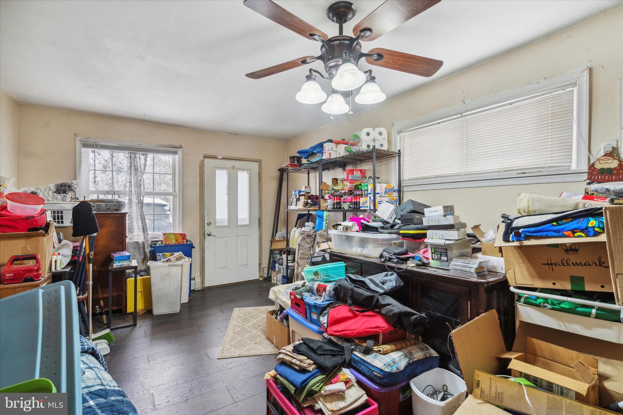 INDIAN CREEK - Residential