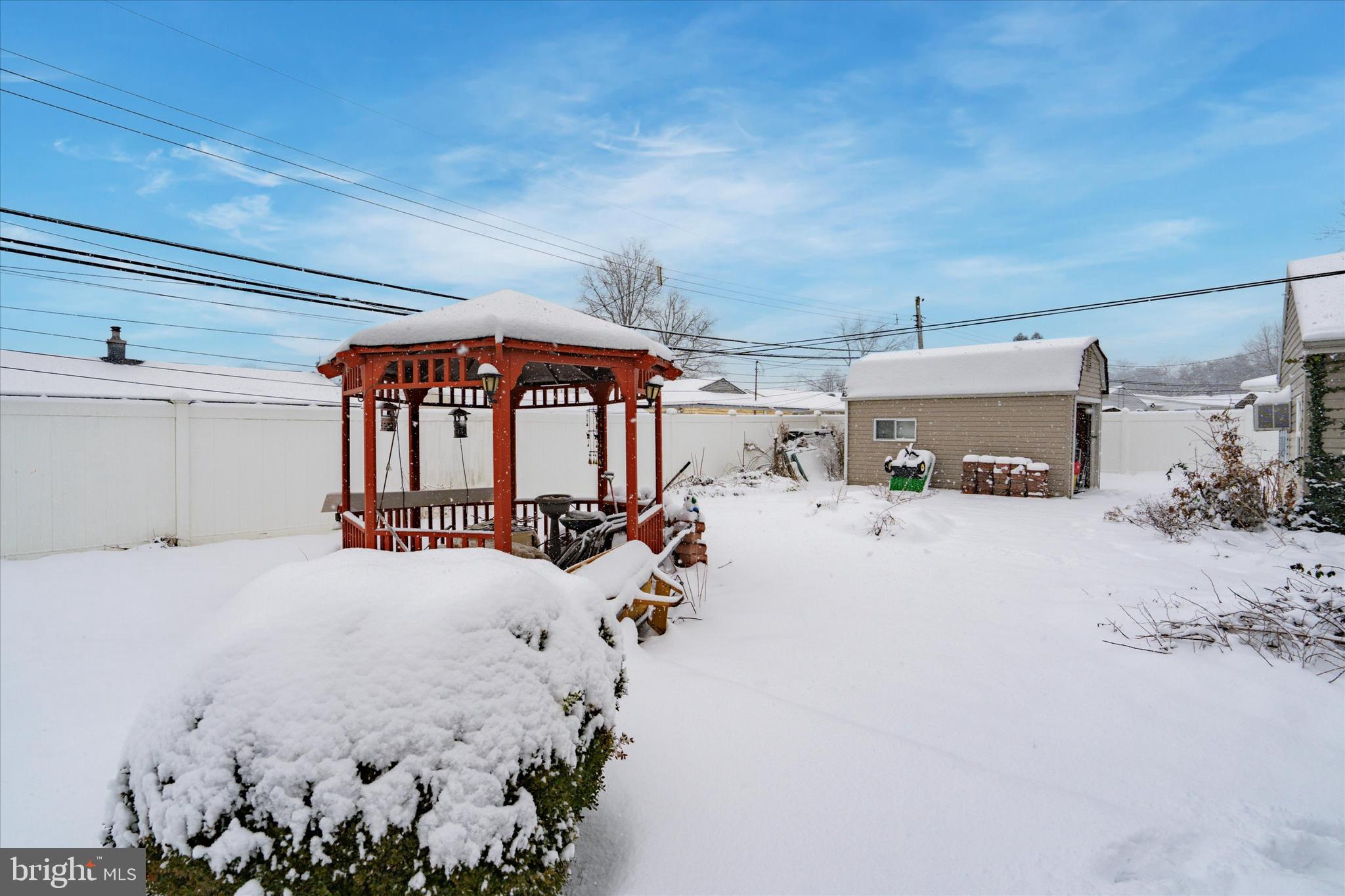 INDIAN CREEK - Residential