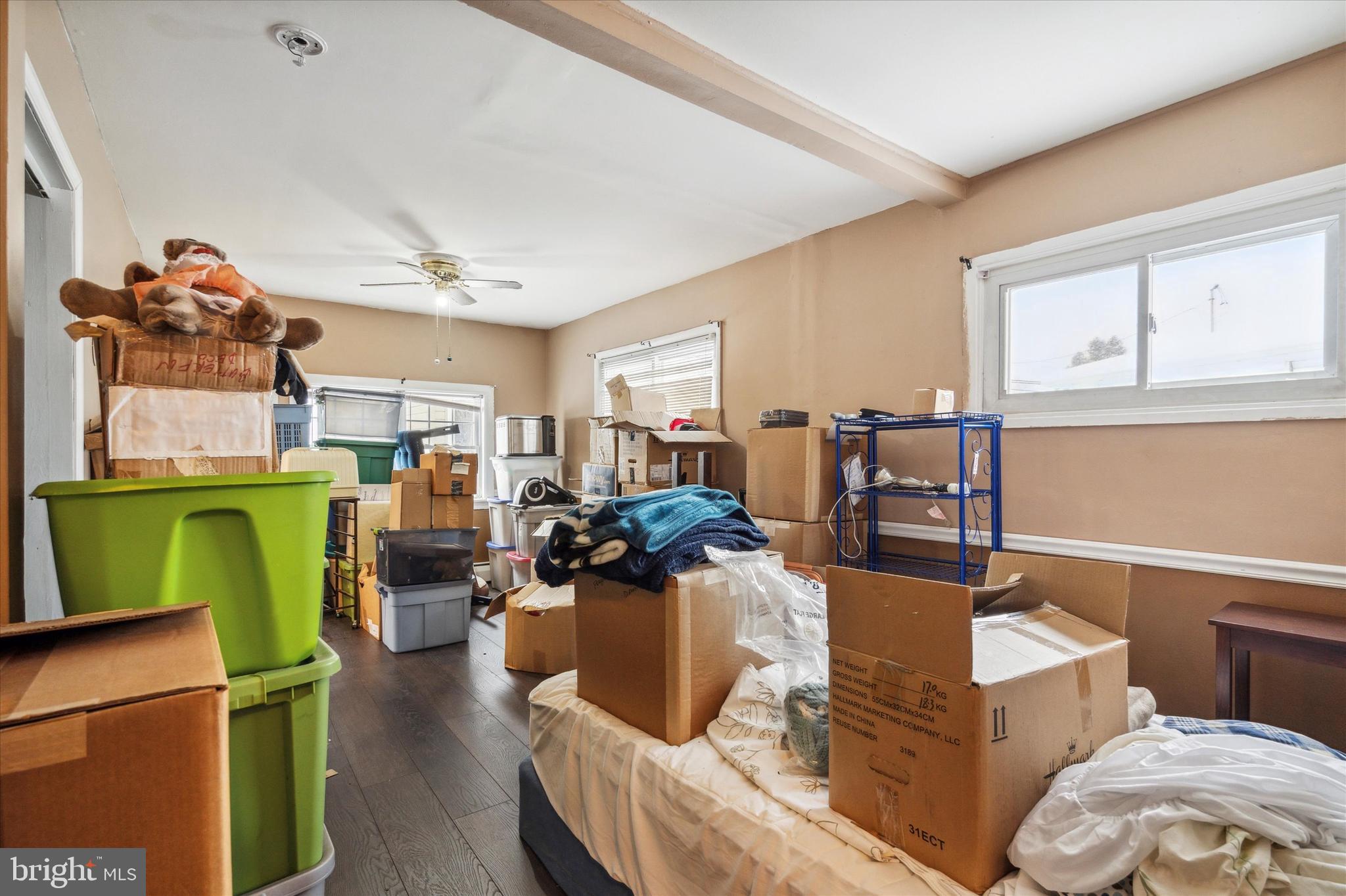 INDIAN CREEK - Residential