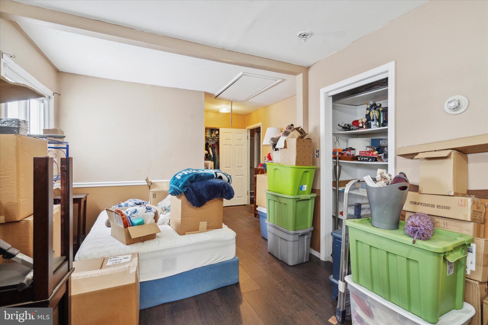 INDIAN CREEK - Residential