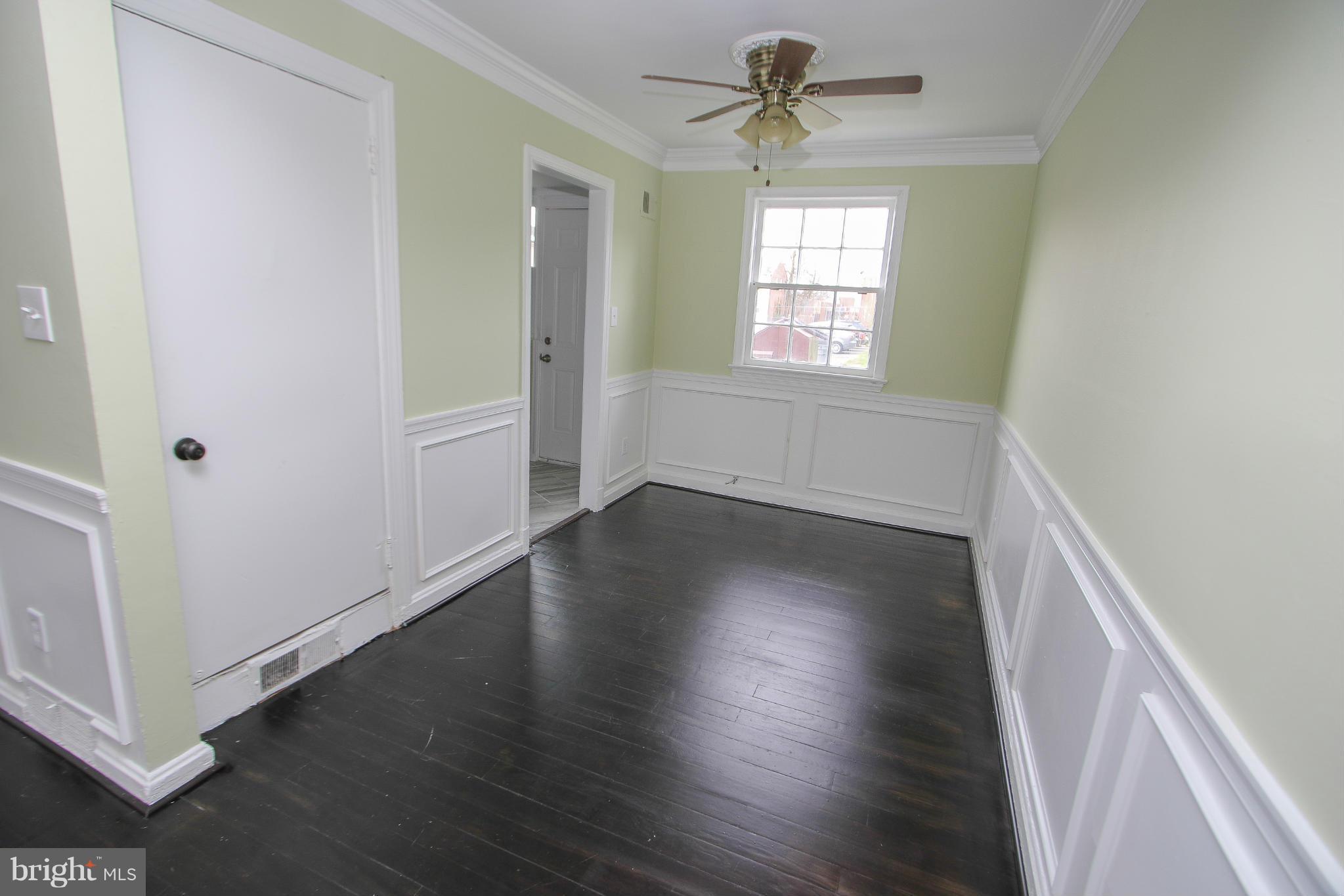 IVERSON MEWS CONDOMINIUM - Residential