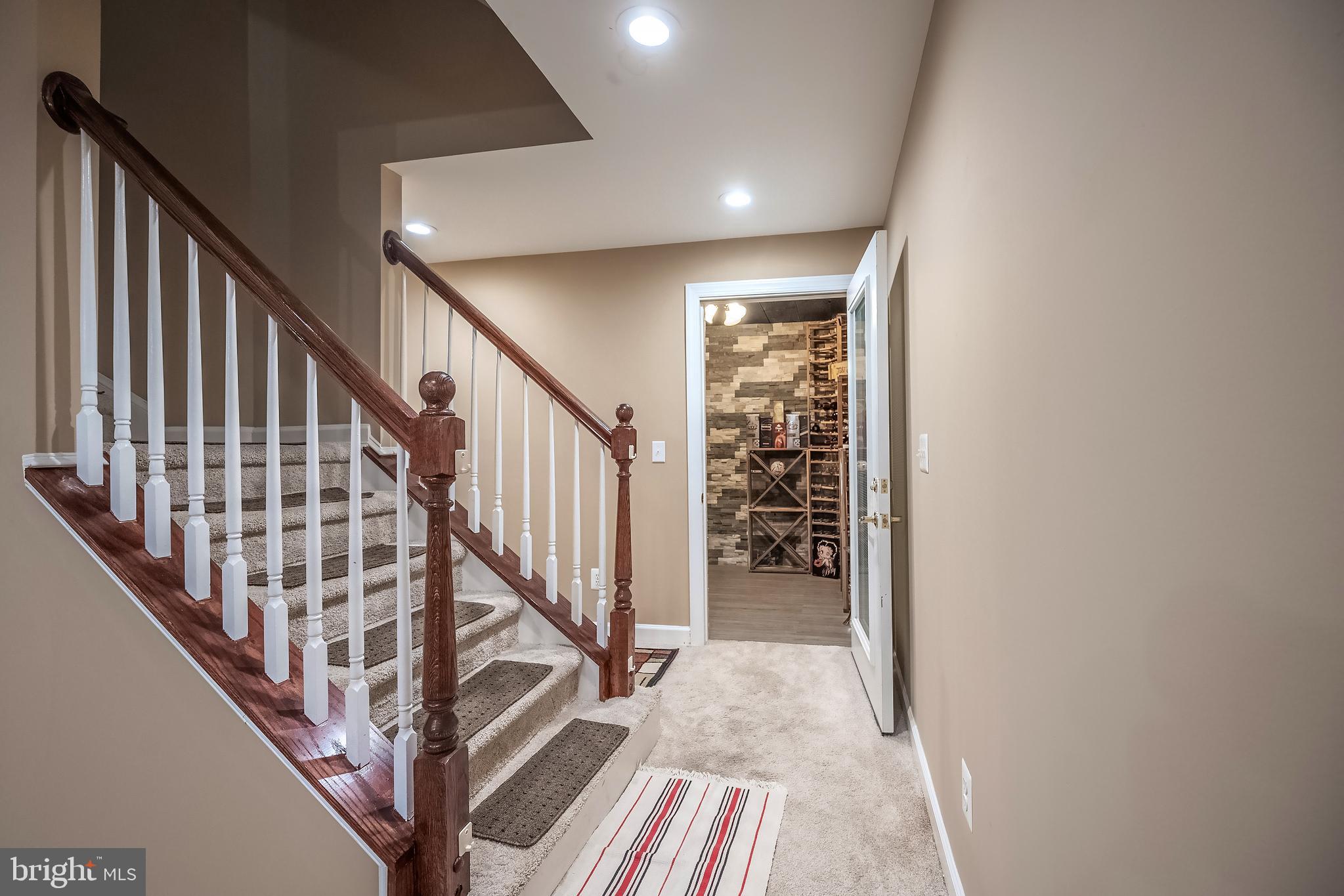 POTOMAC LAKES - Residential