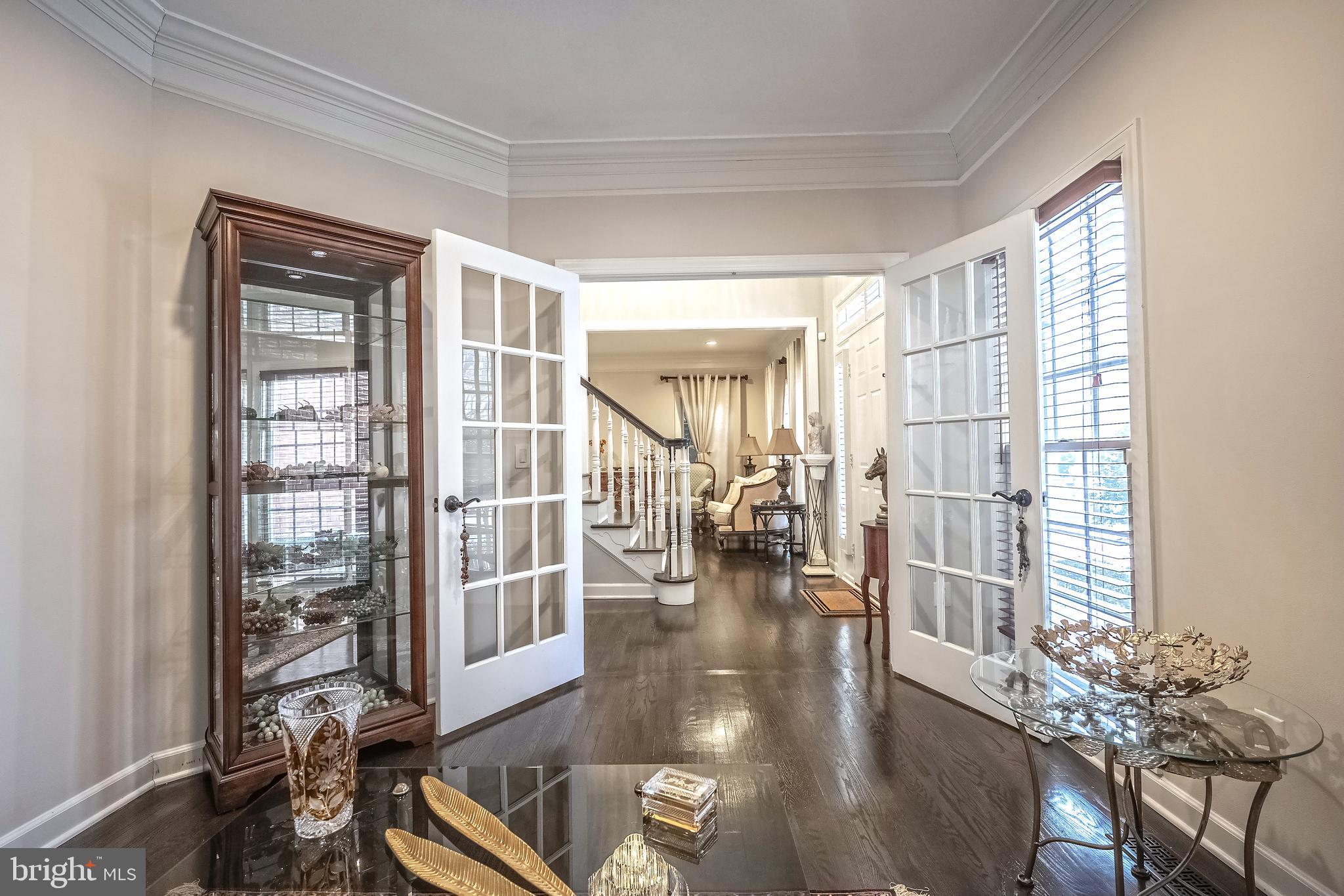 POTOMAC LAKES - Residential