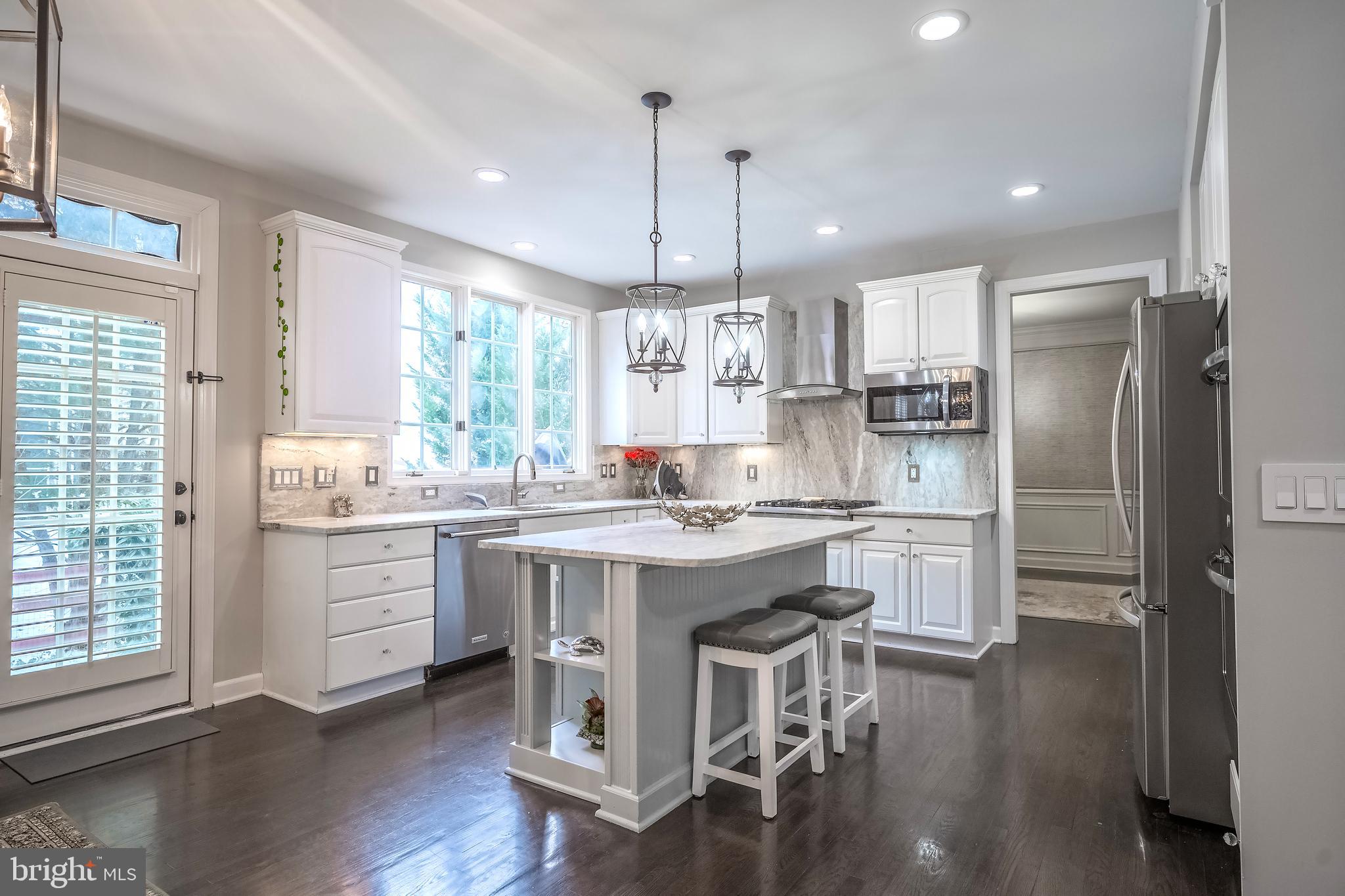 POTOMAC LAKES - Residential