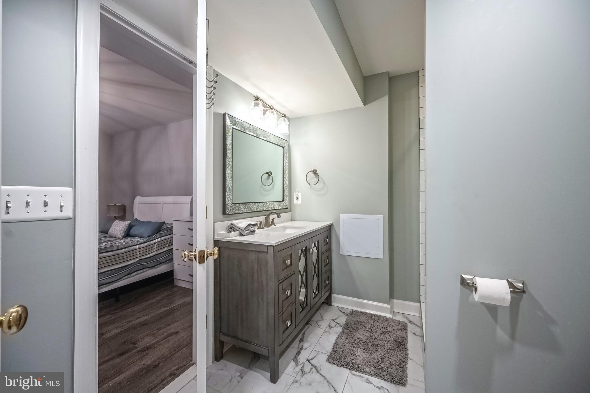 POTOMAC LAKES - Residential