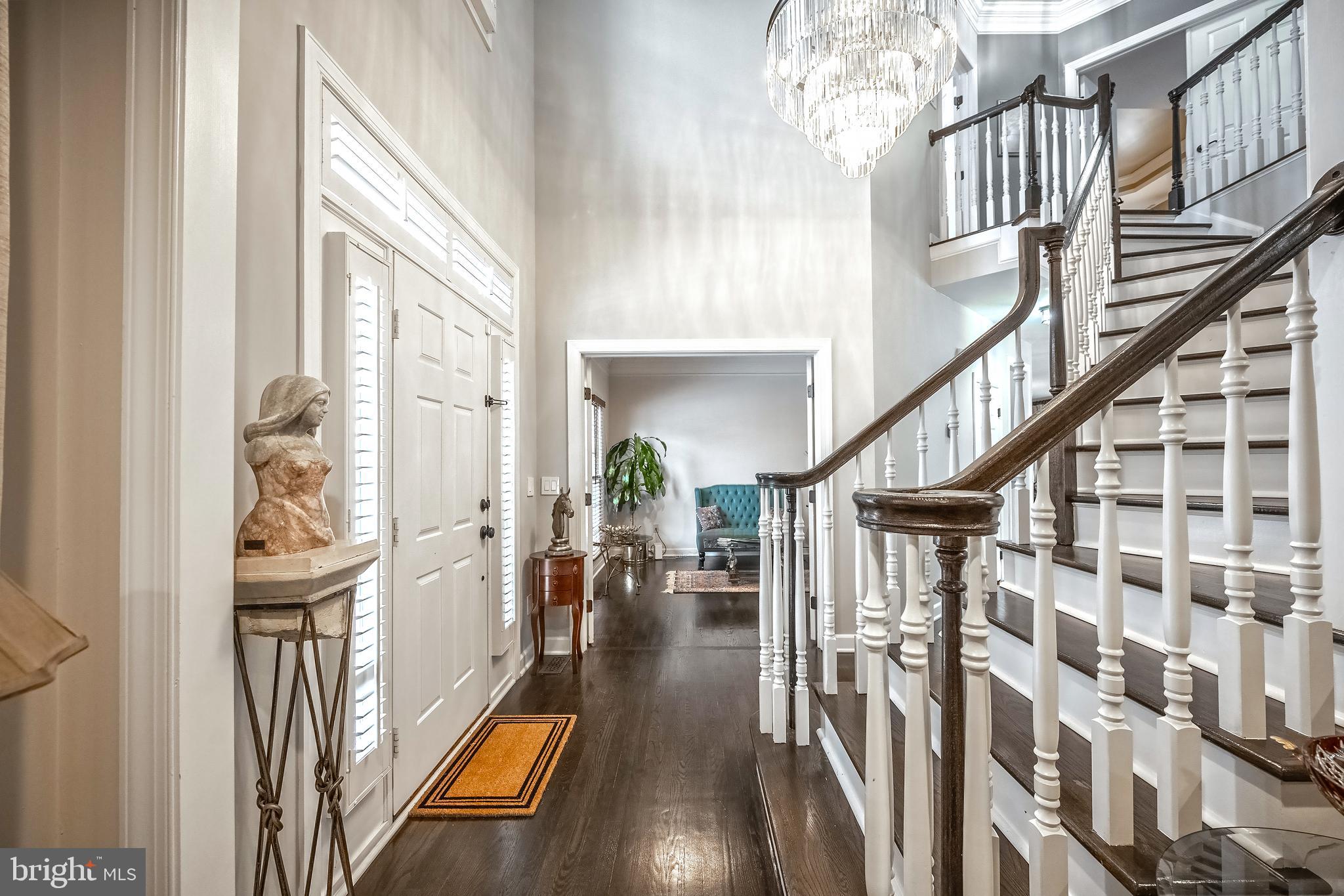 POTOMAC LAKES - Residential