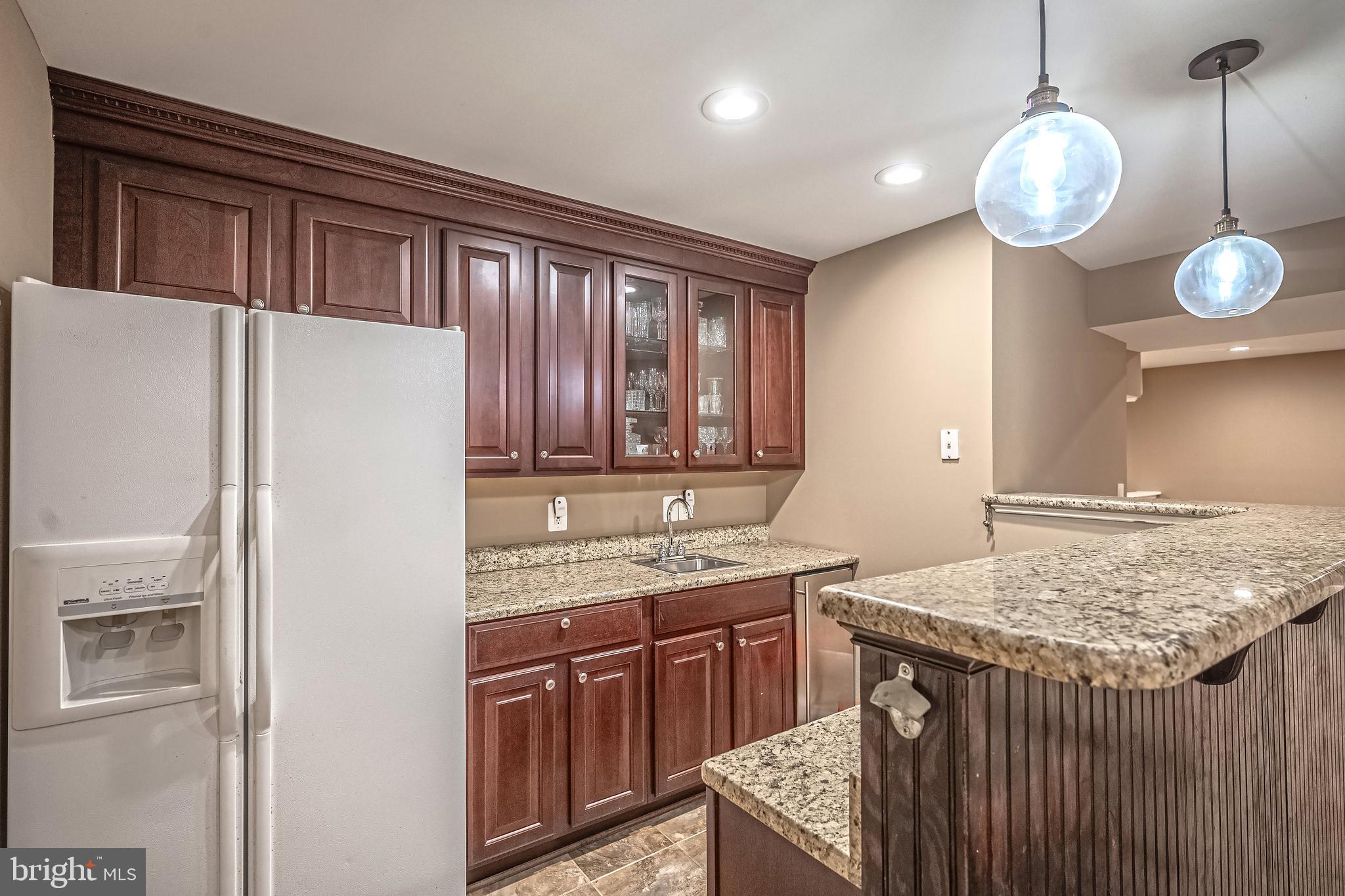 POTOMAC LAKES - Residential