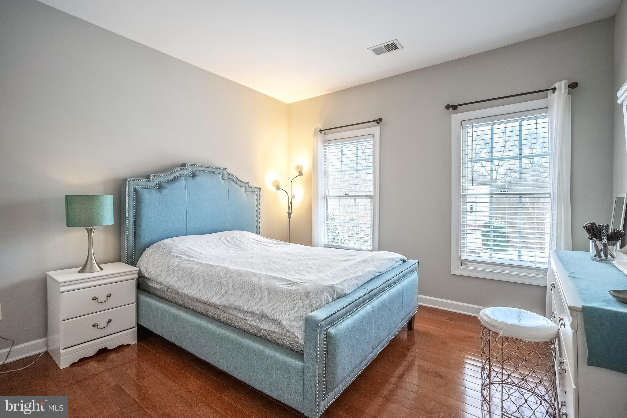 POTOMAC LAKES - Residential