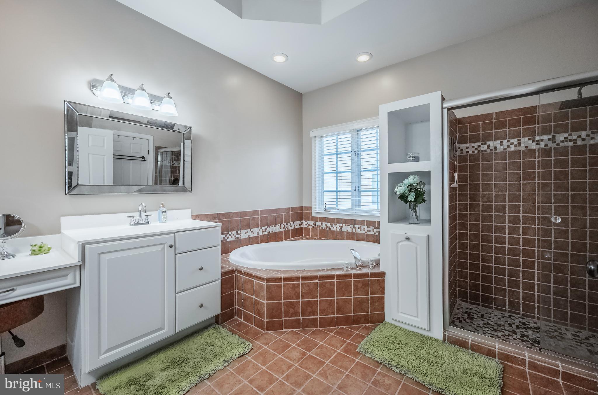 POTOMAC LAKES - Residential