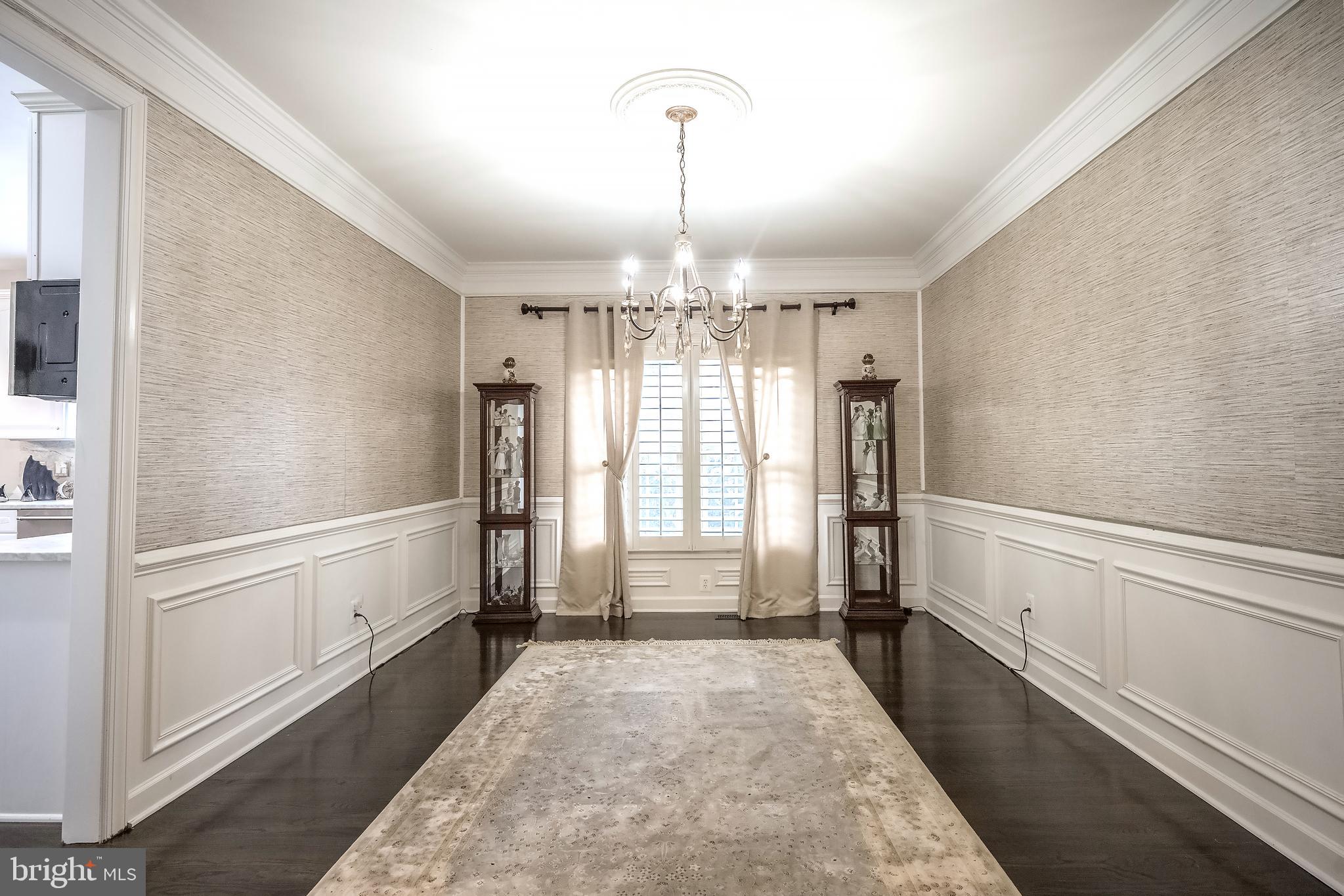 POTOMAC LAKES - Residential