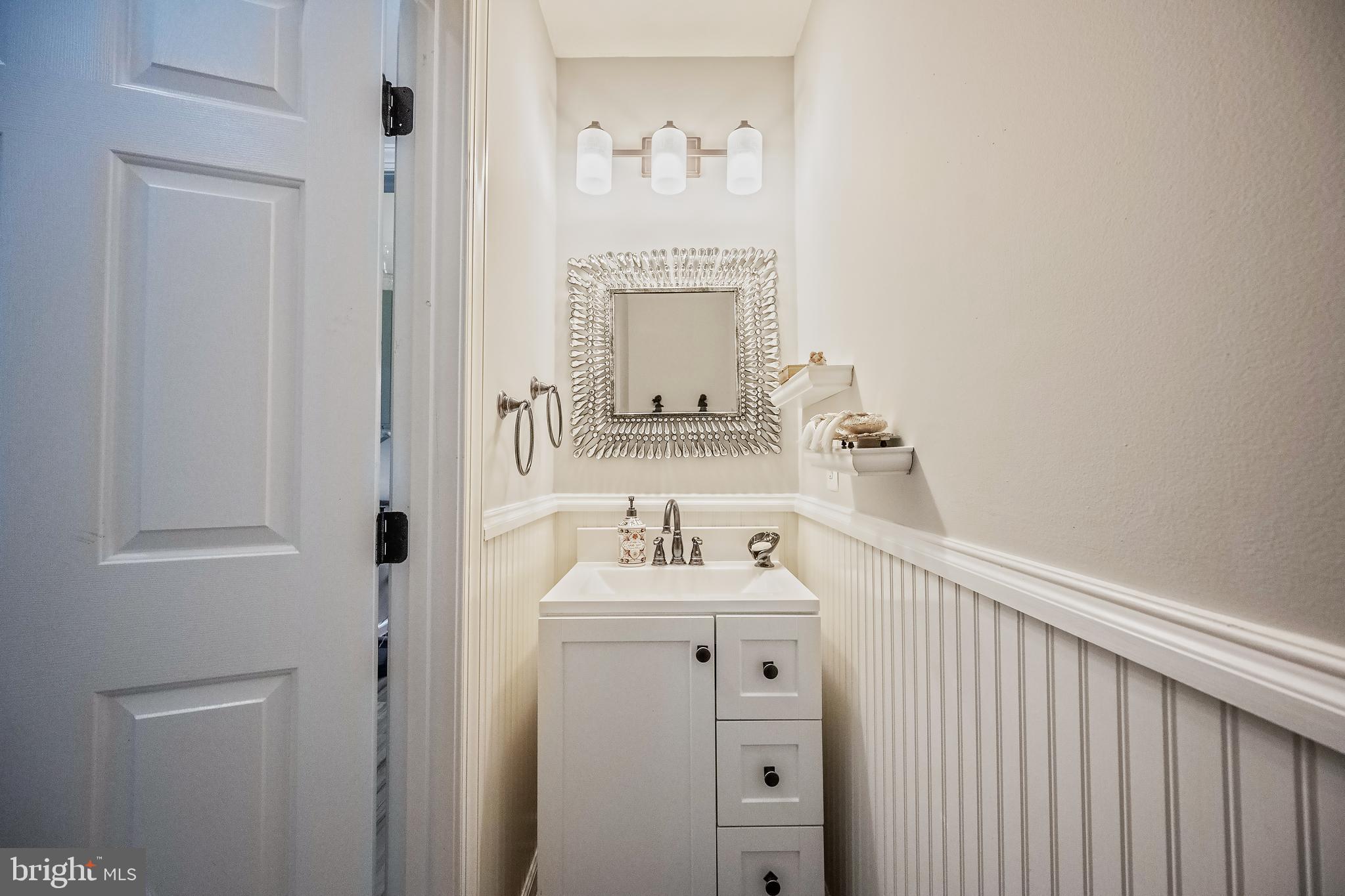 POTOMAC LAKES - Residential