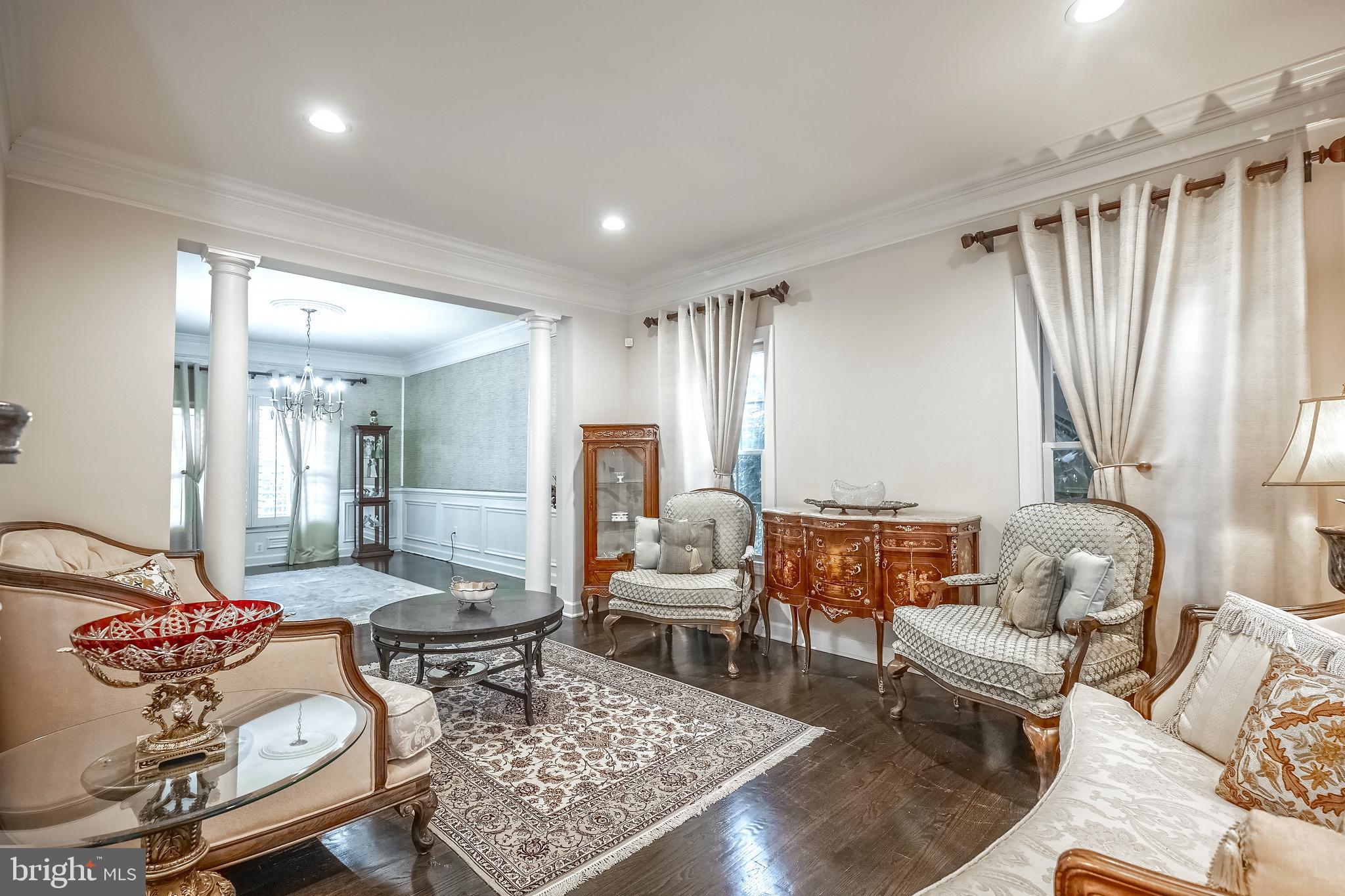 POTOMAC LAKES - Residential